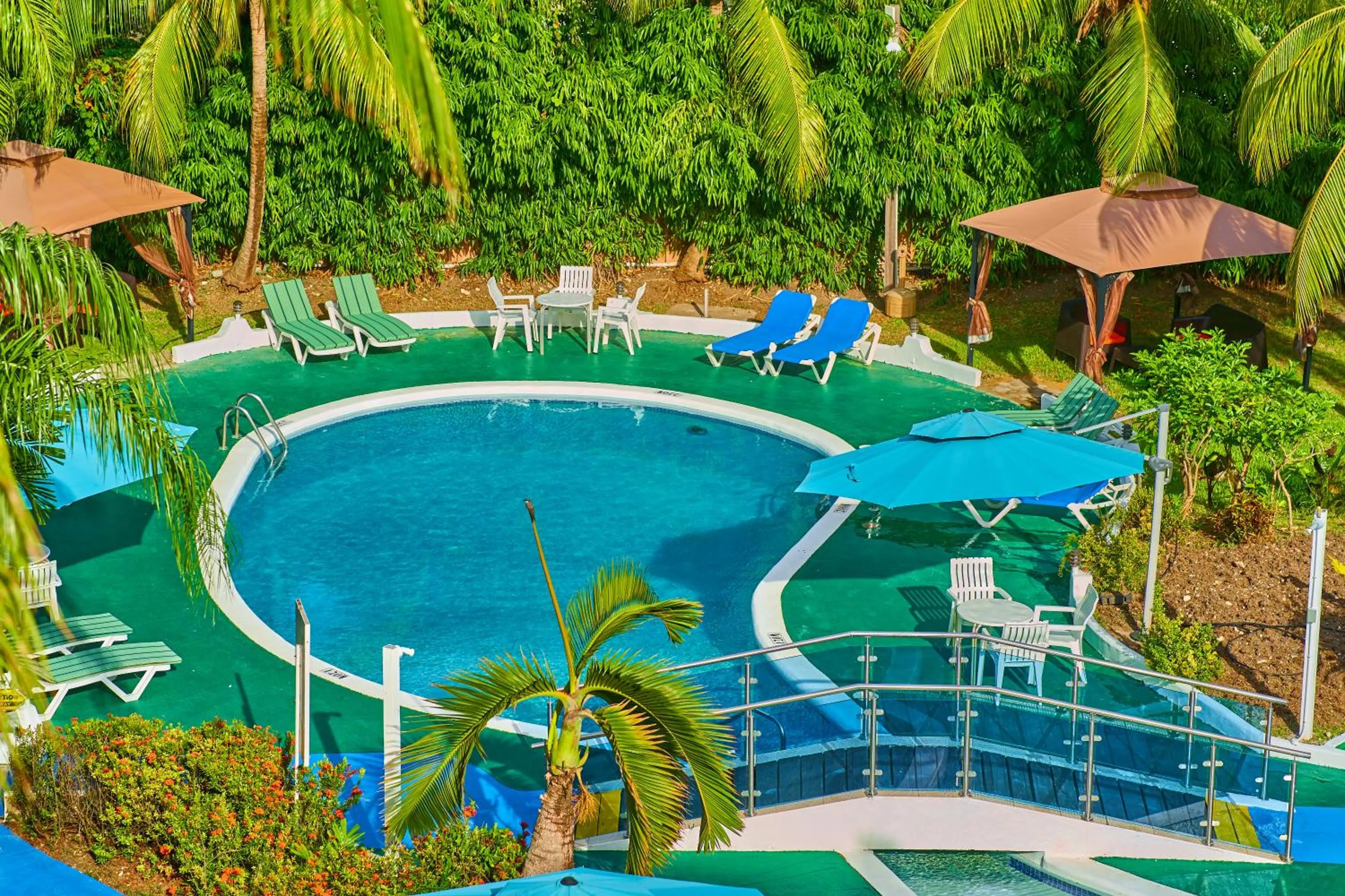 Garden in Sunbay Hotel