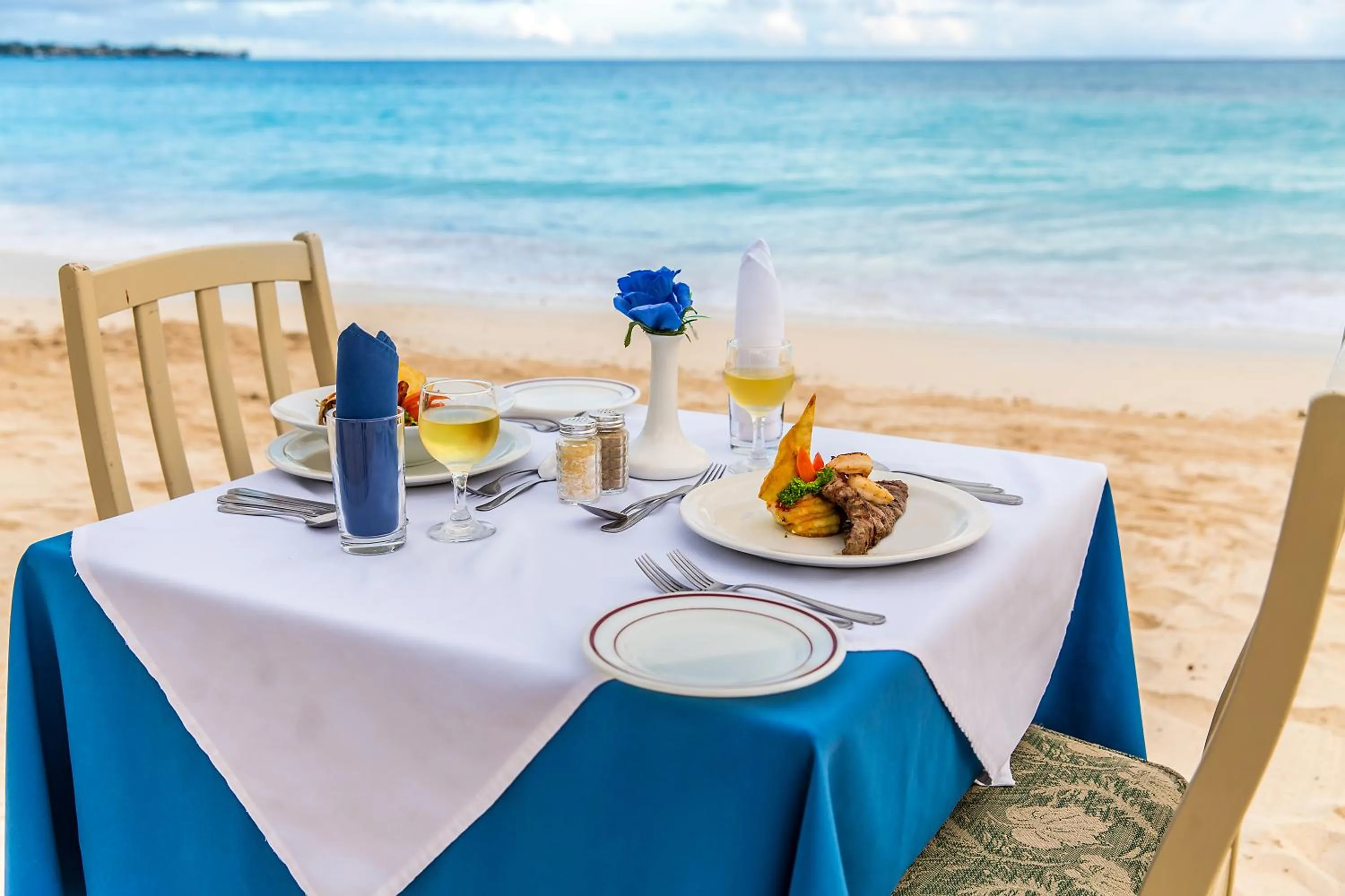 Lunch in Barbados Beach Club Resort - All Inclusive