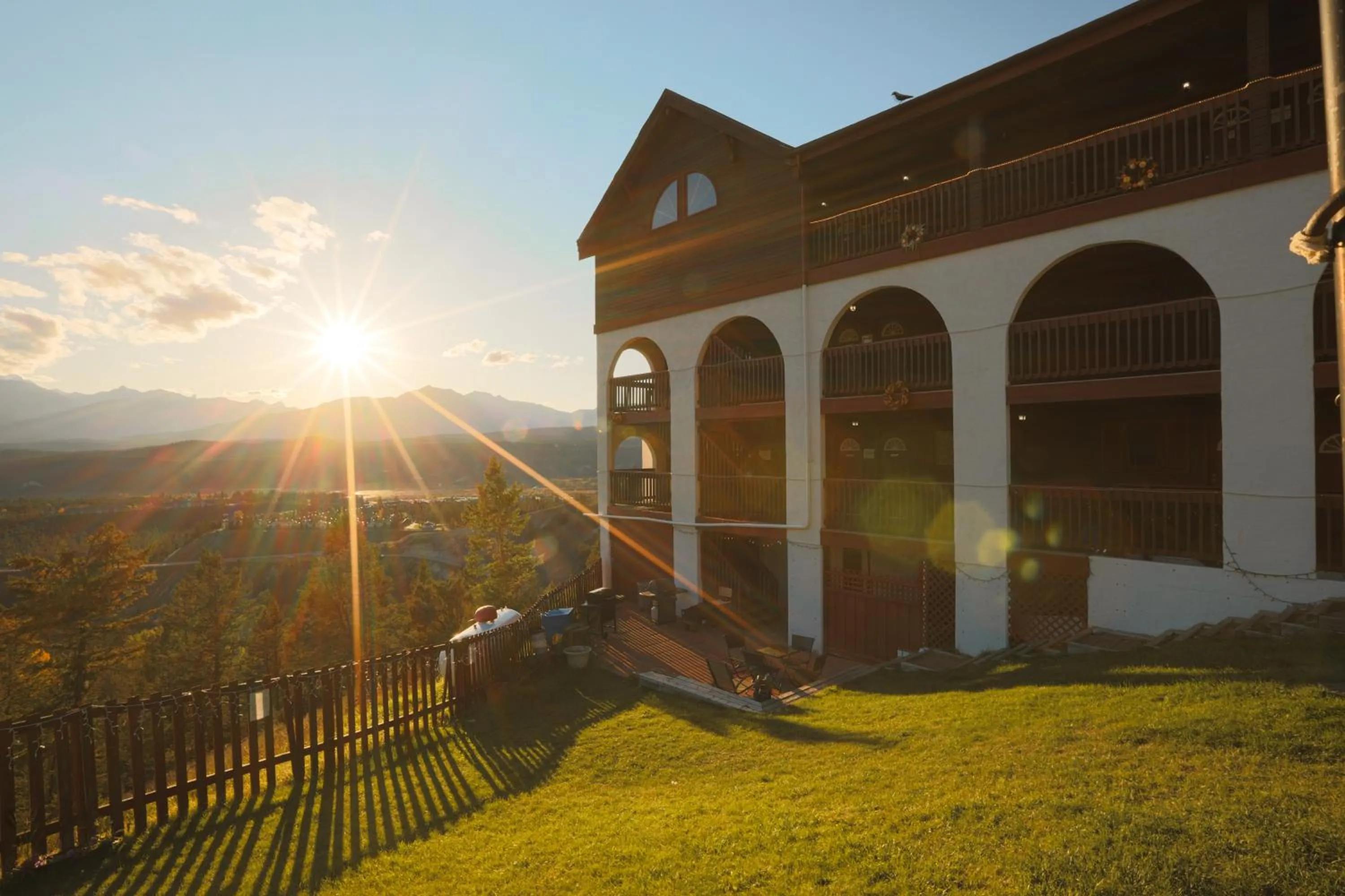 Property building in Radium Chalet