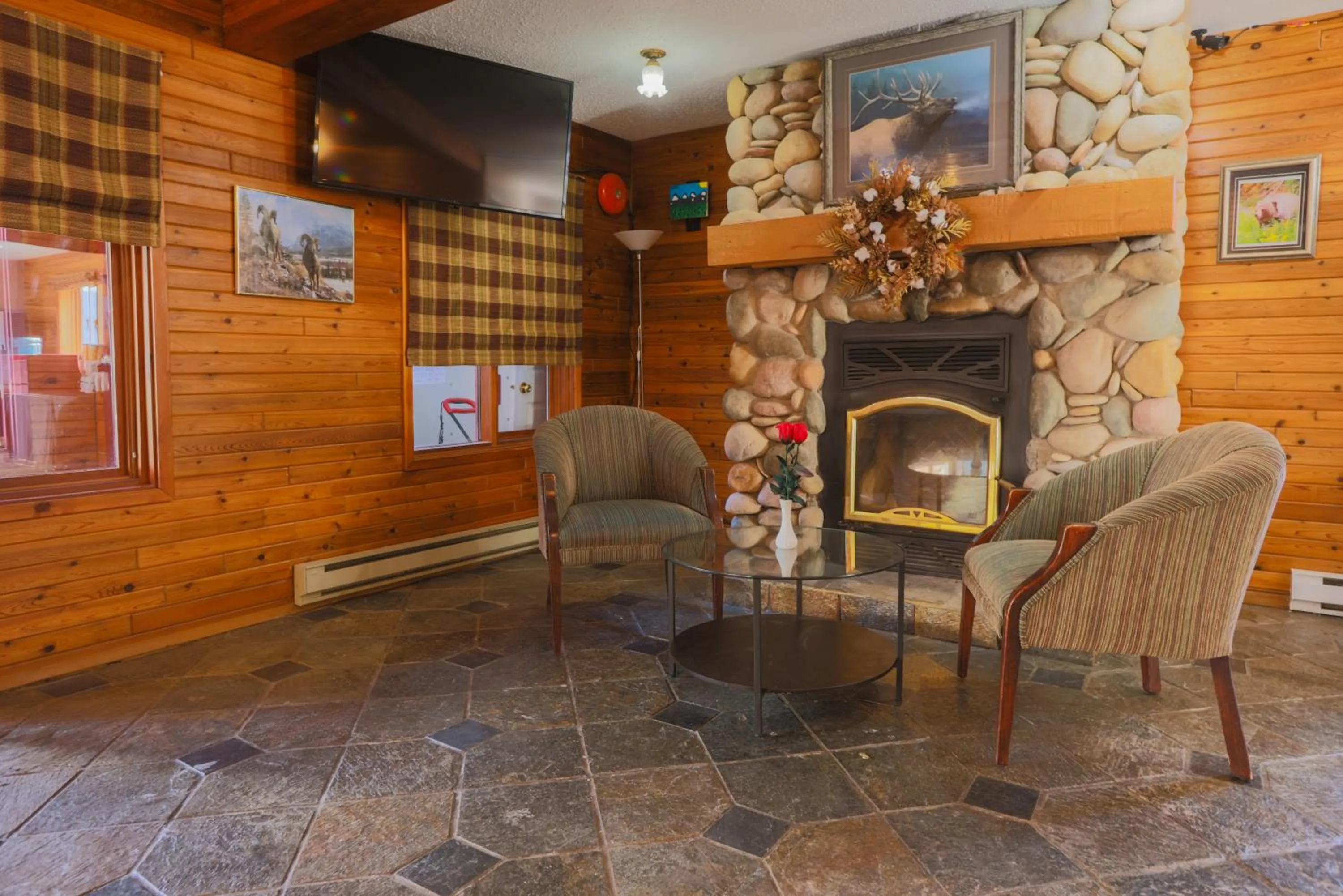 Lobby or reception in Radium Chalet