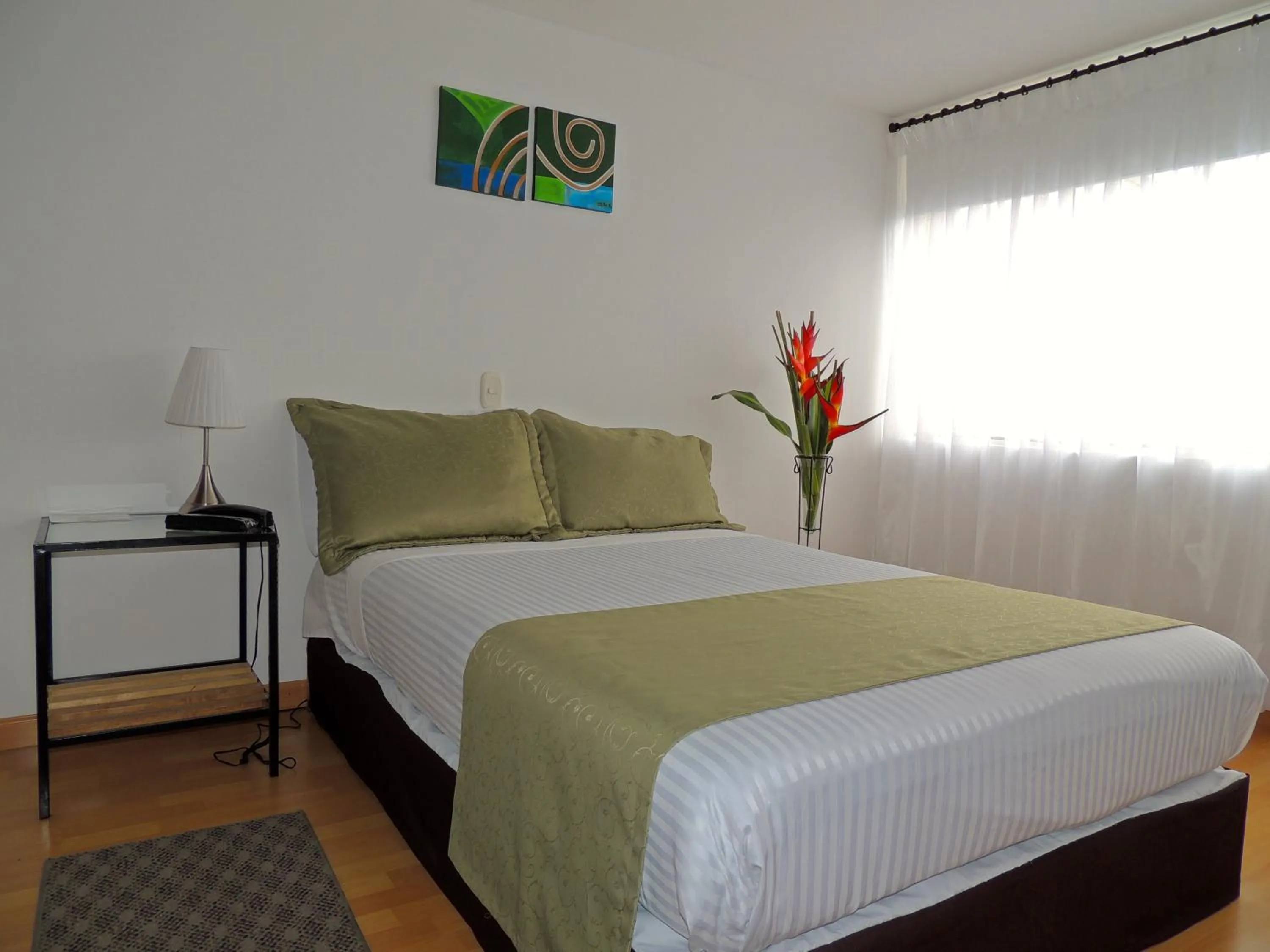 Photo of the whole room, Bed in Hotel Portal de Milán