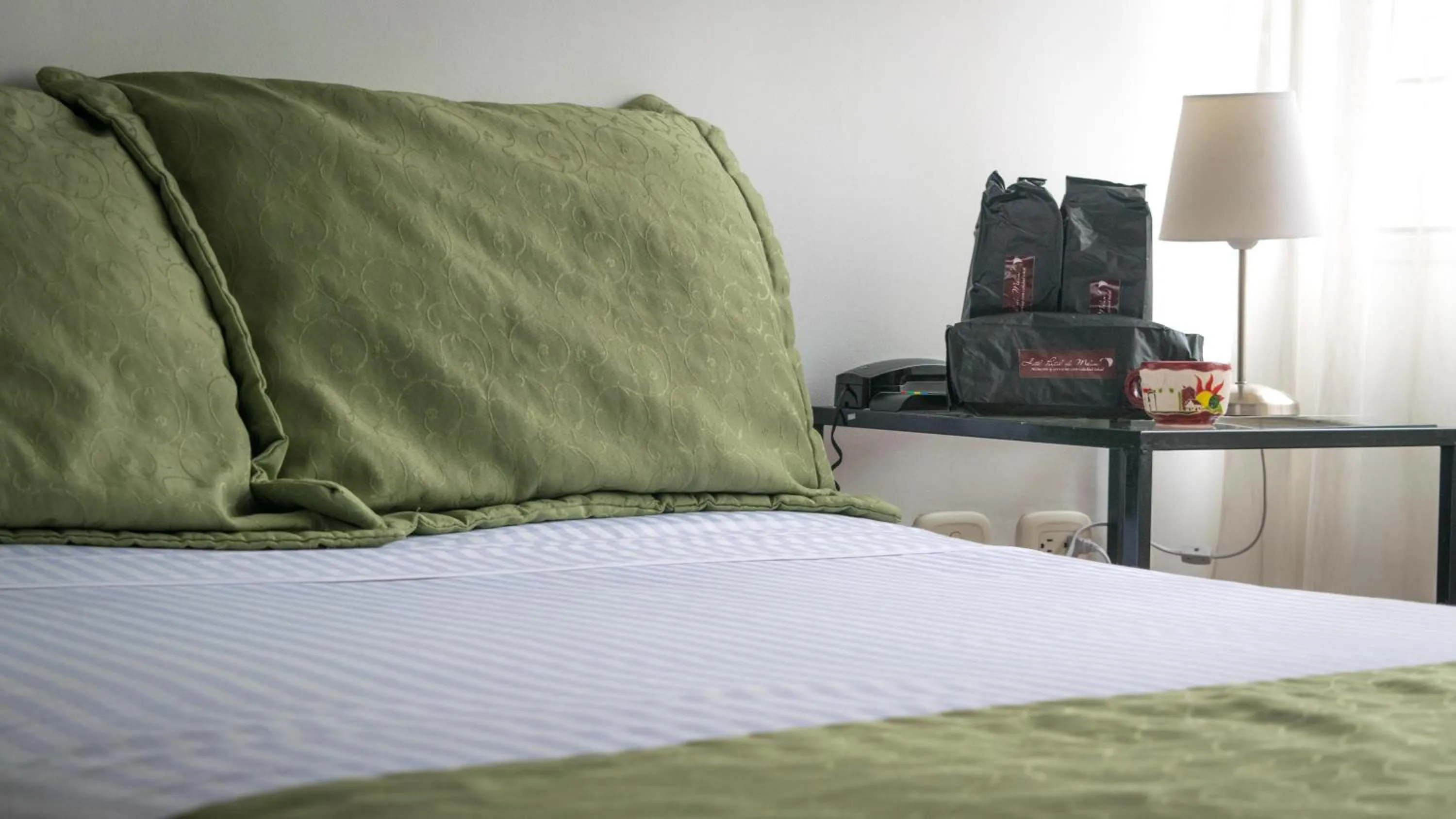 Bed in Hotel Portal de Milán