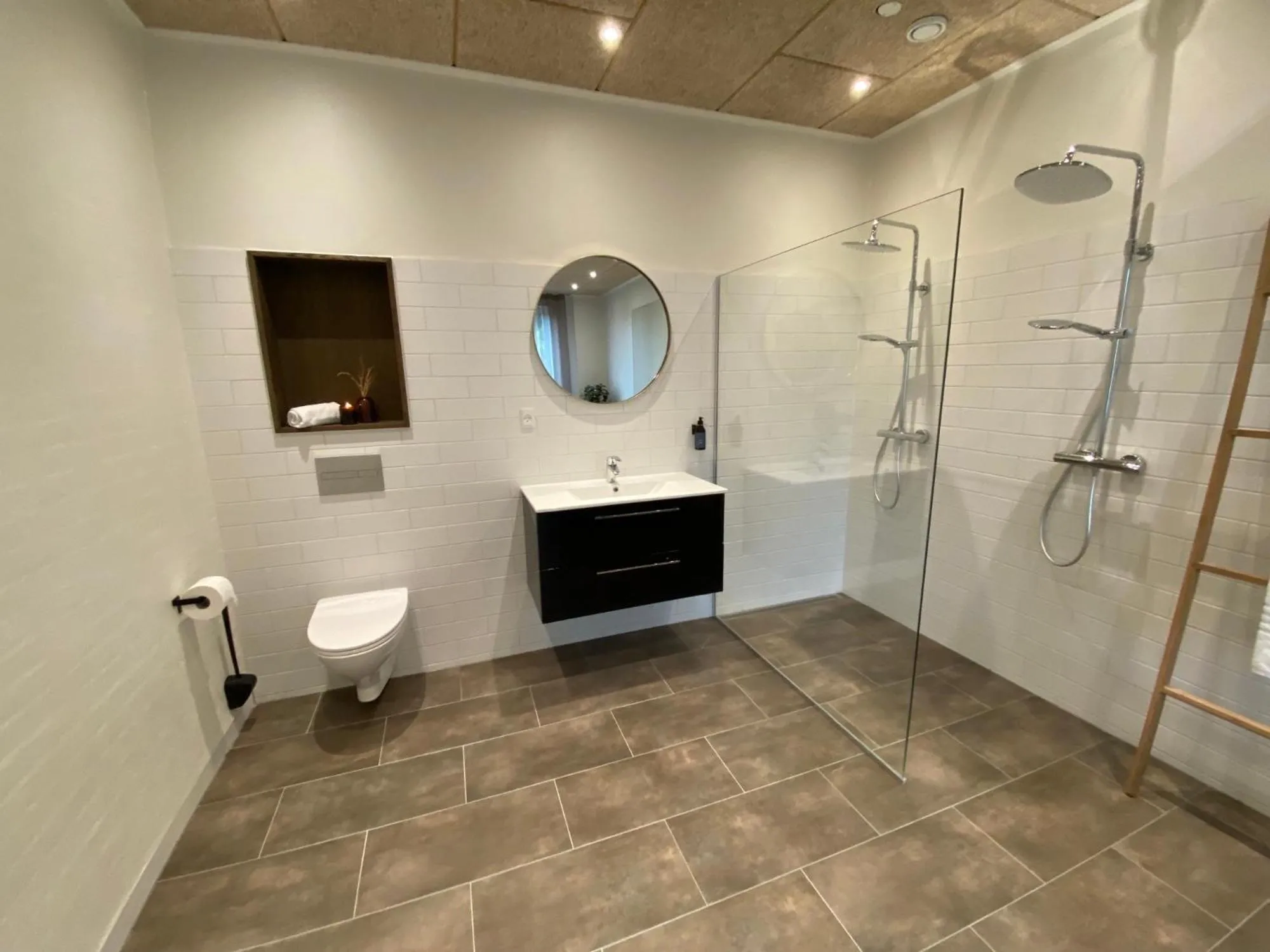 Shower in Benniksgaard Anneks