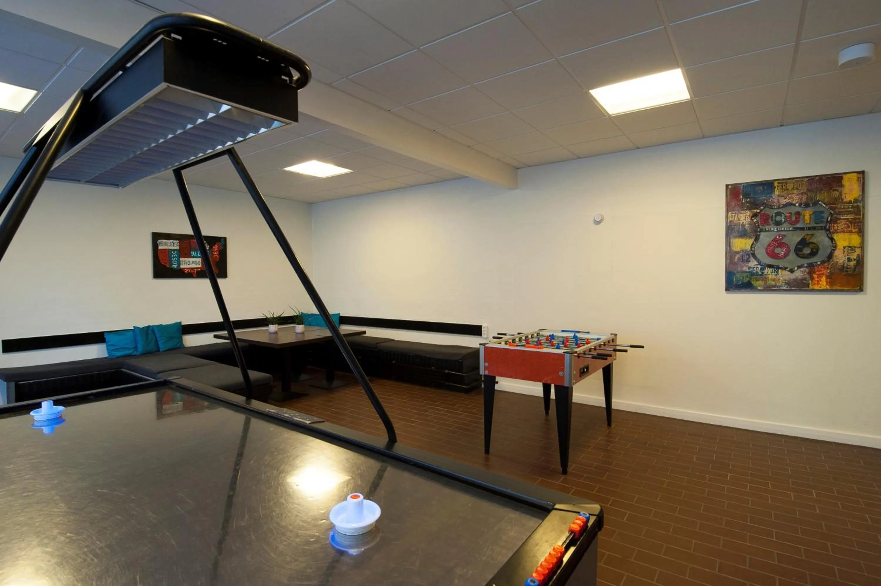 Communal lounge/ TV room in Benniksgaard Anneks