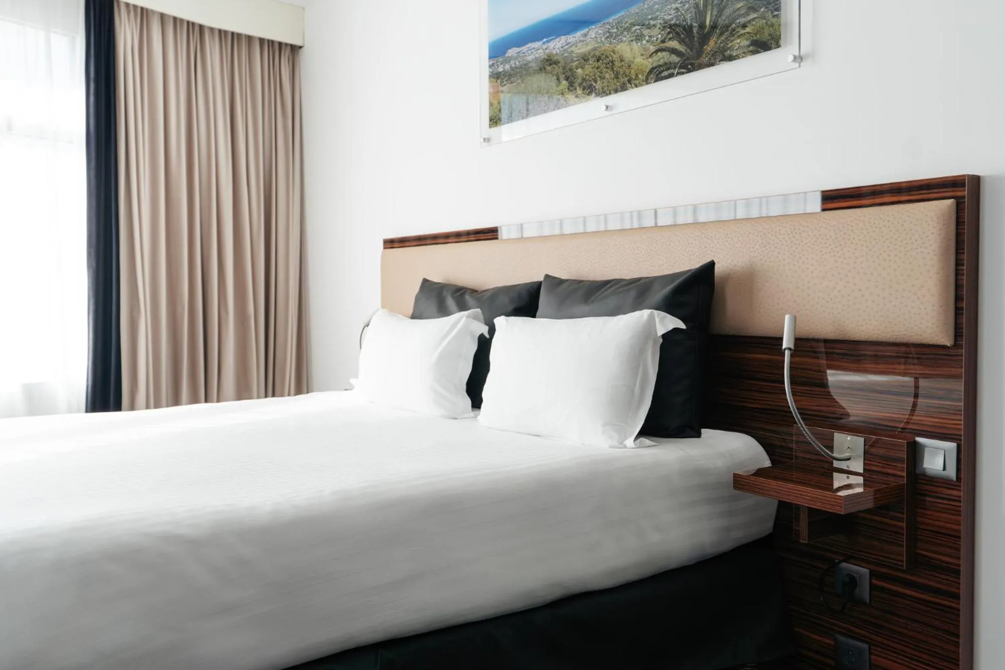 Bed in Westotel Le Pouliguen