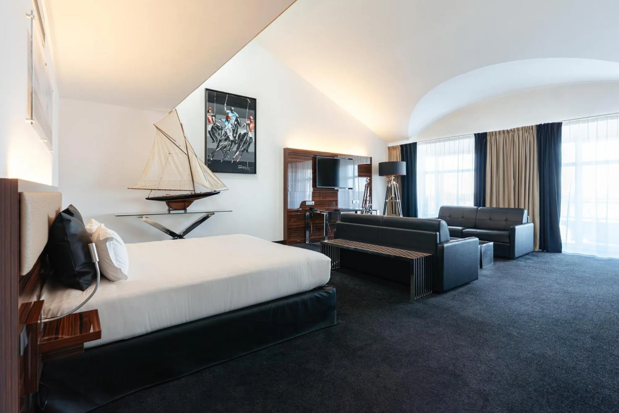 Bed in Westotel Le Pouliguen