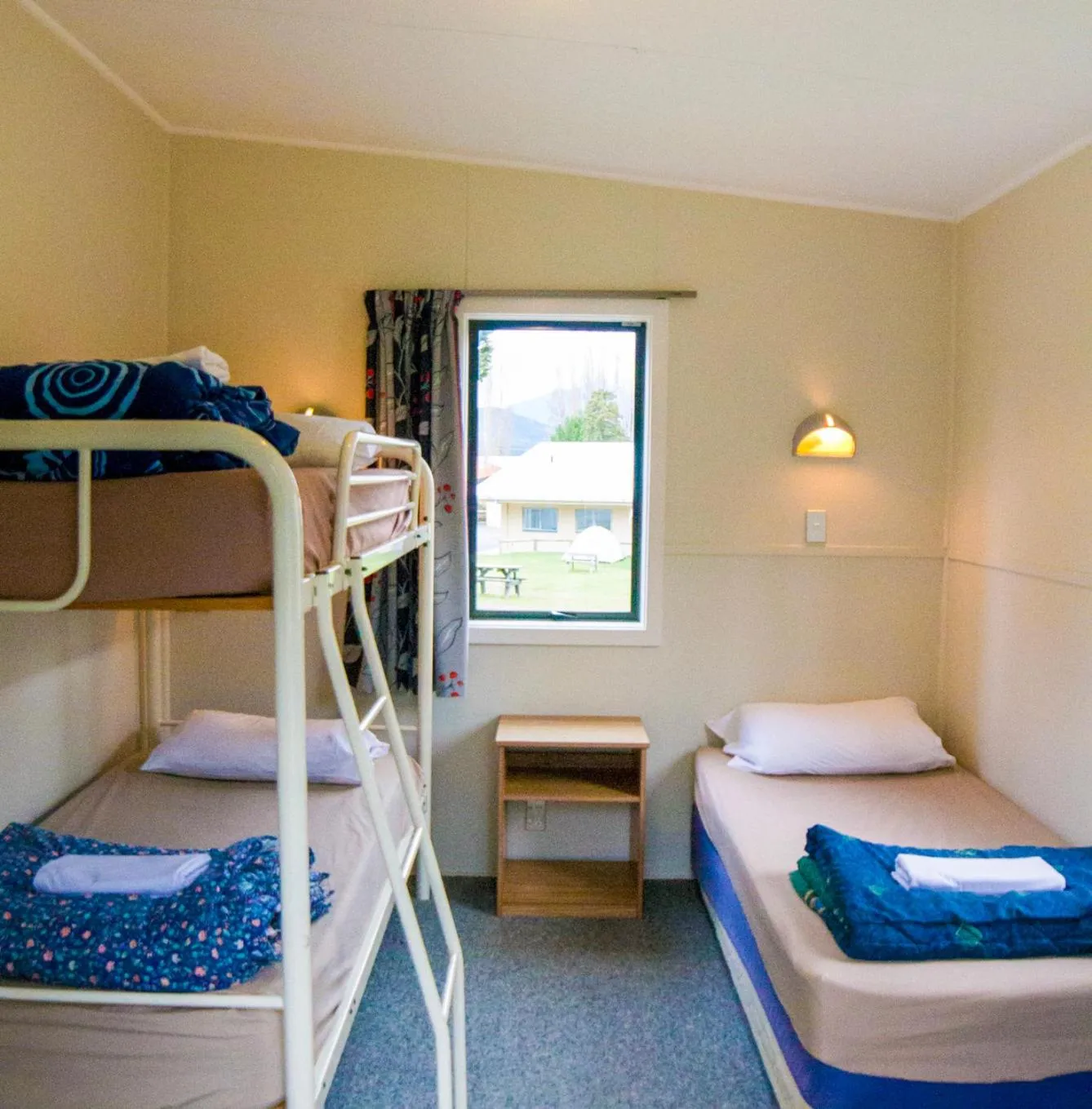 Bed in Te Anau Lakeview Holiday Park & Motels