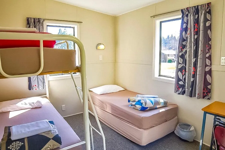 Bed in Te Anau Lakeview Holiday Park & Motels