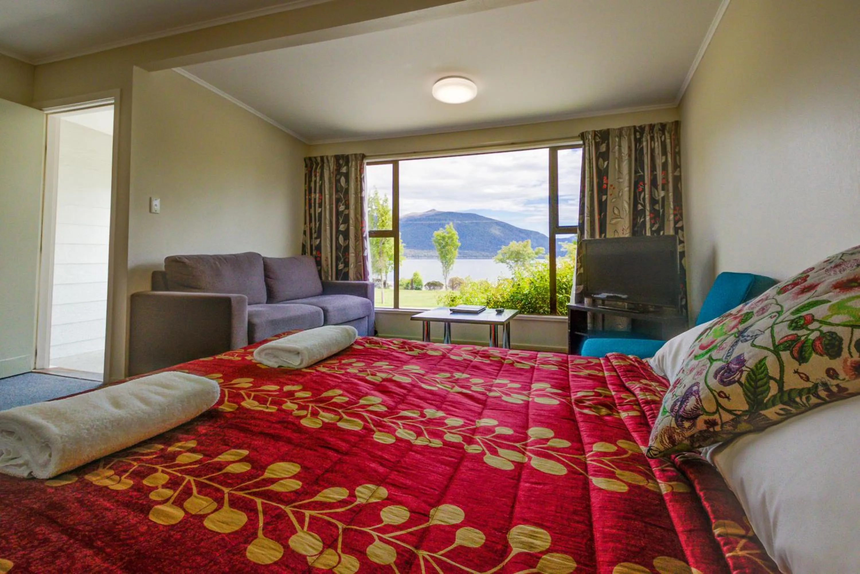 Bed in Te Anau Lakeview Holiday Park & Motels