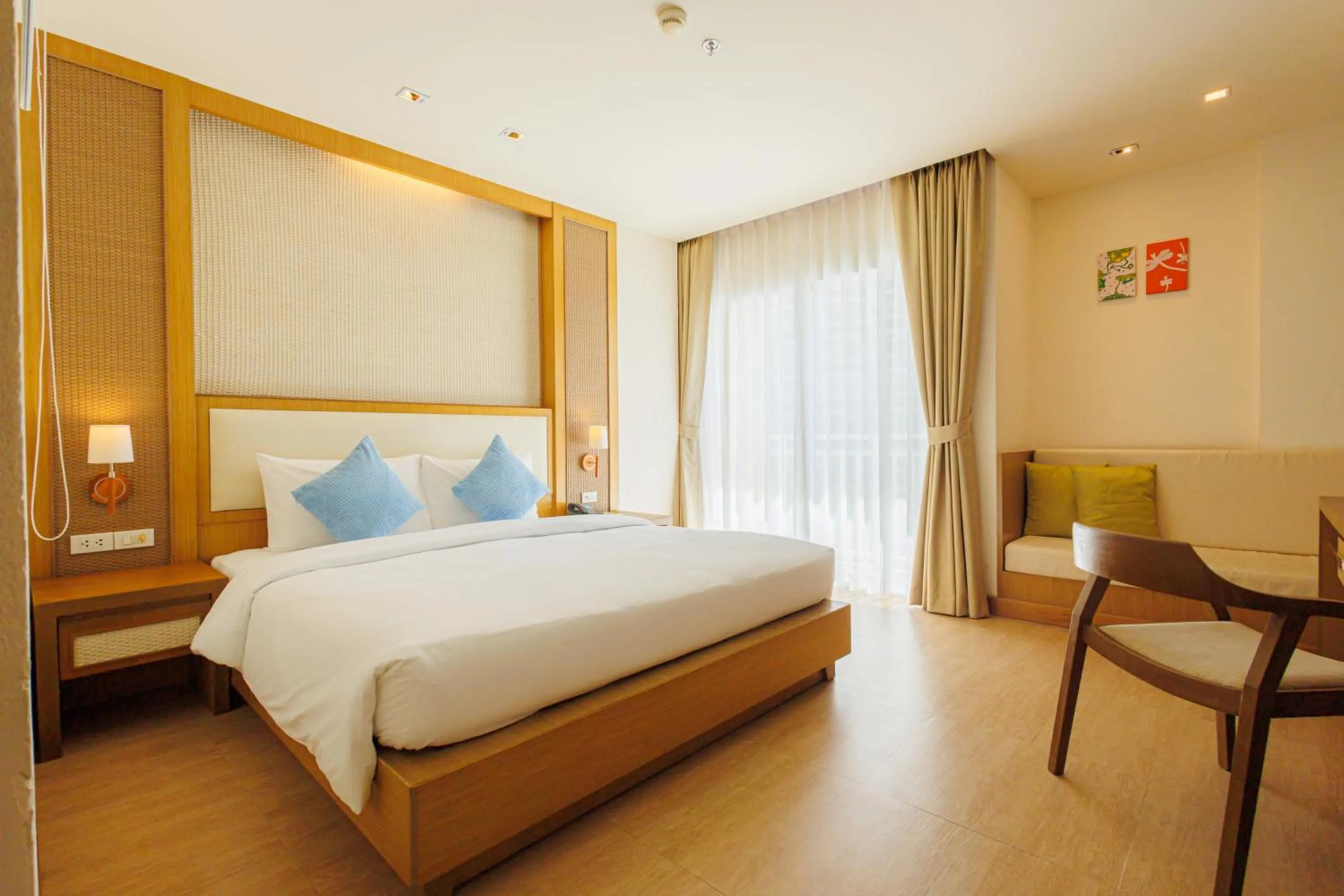 Bedroom, Bed in ASHLEE Plaza Patong Hotel & Spa