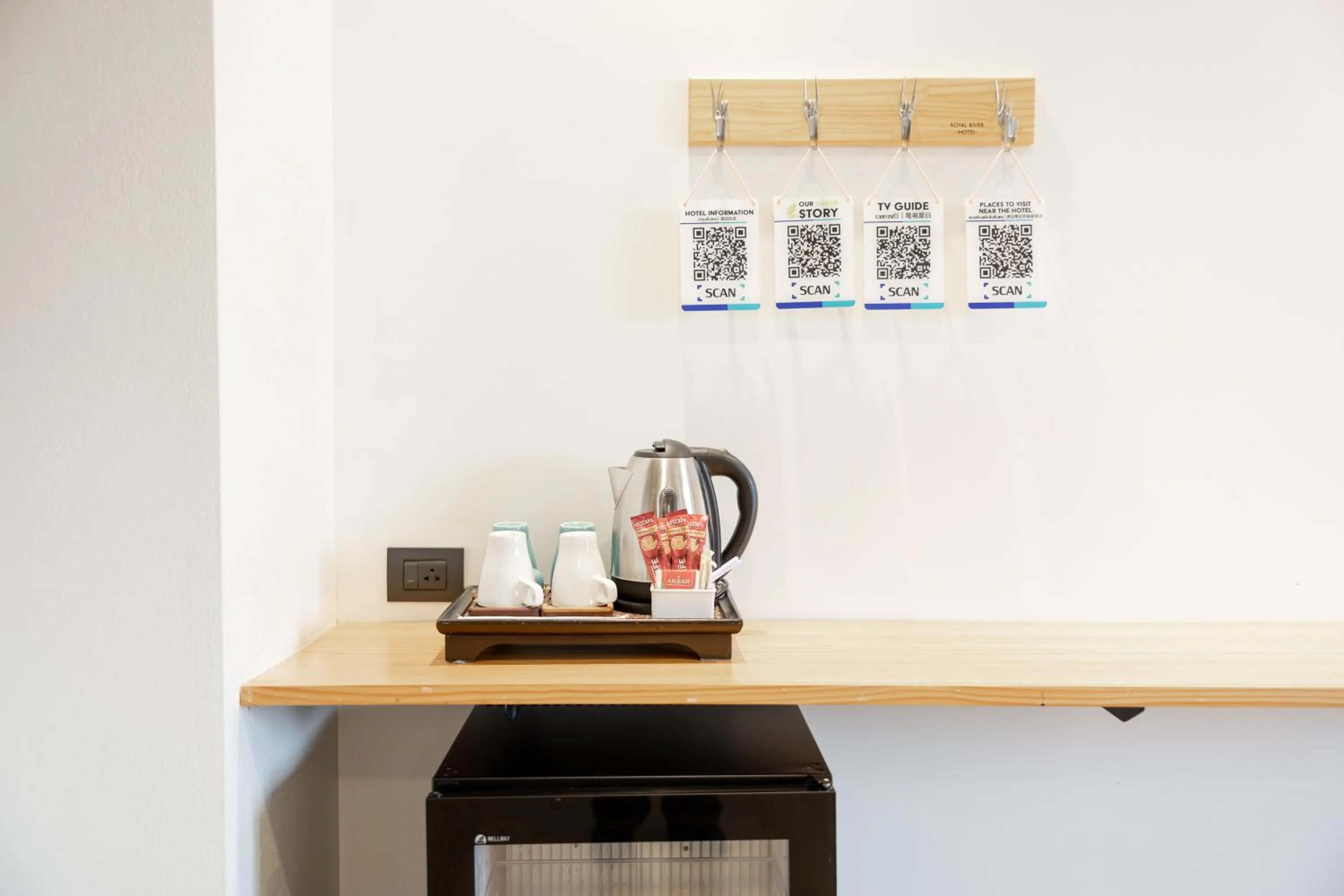 Coffee/tea facilities in The Royal River Hotel