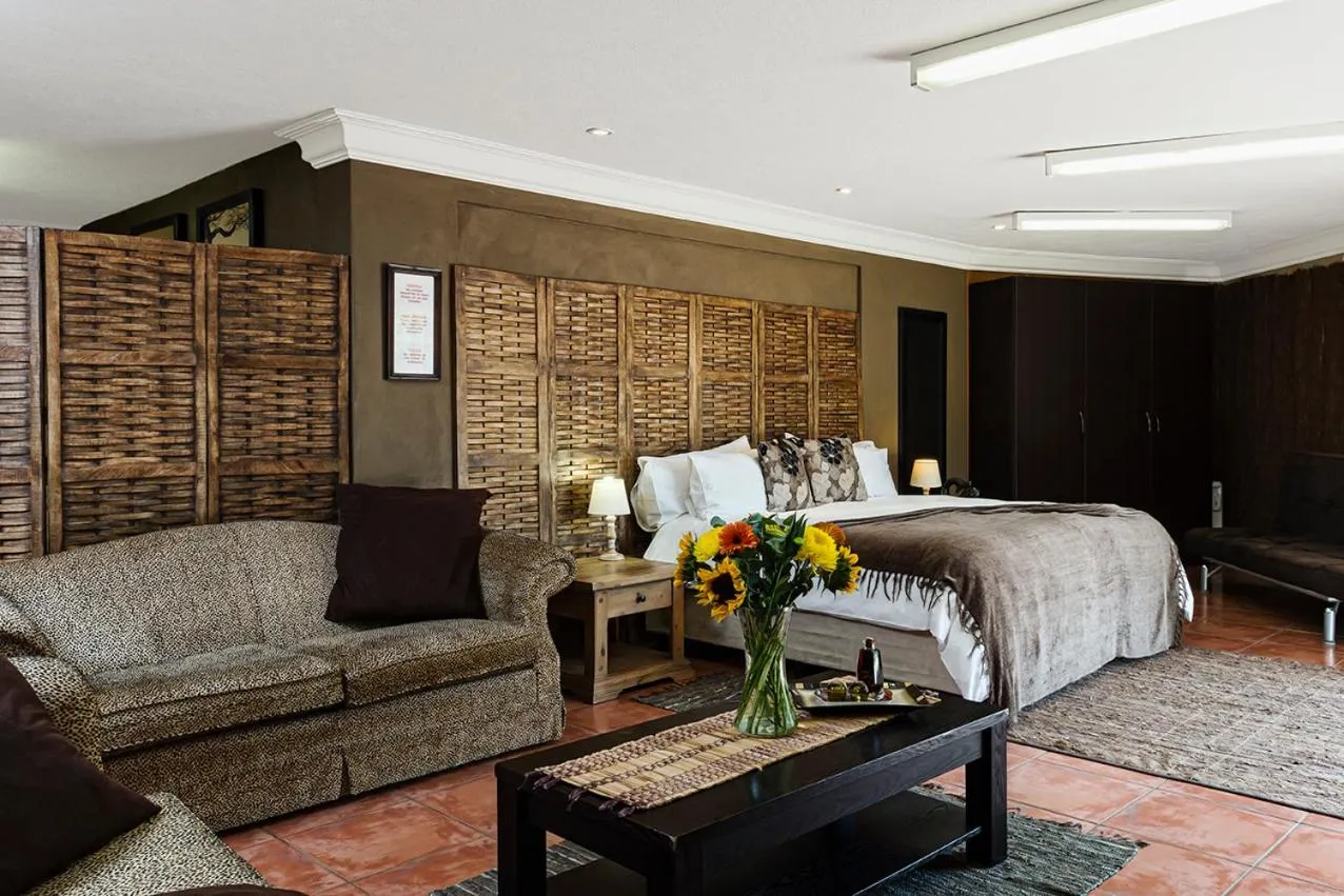 Photo of the whole room in Glenda's Guest Suites