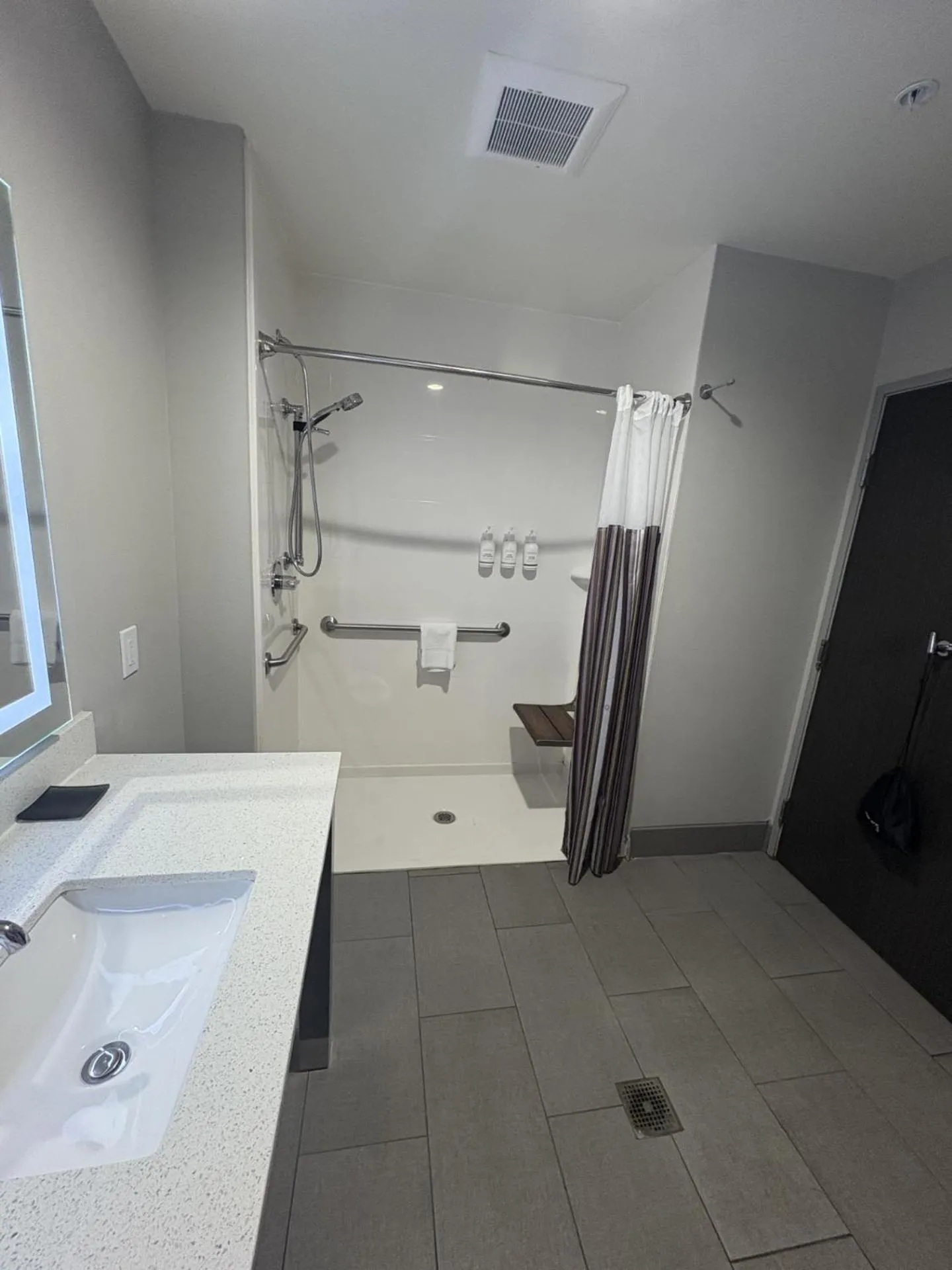 Bathroom in La Quinta by Wyndham Opelika Auburn