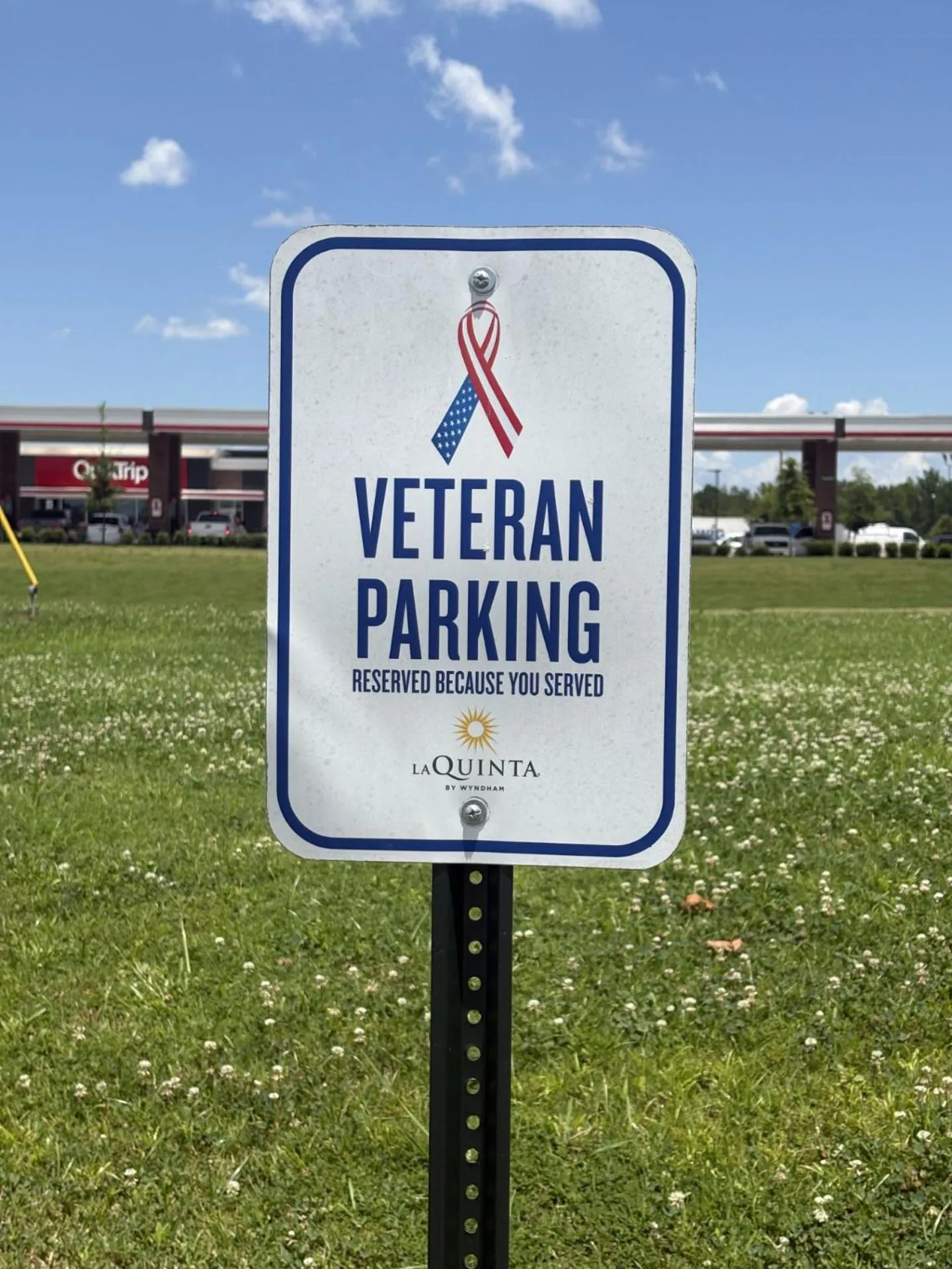 Parking in La Quinta by Wyndham Opelika Auburn