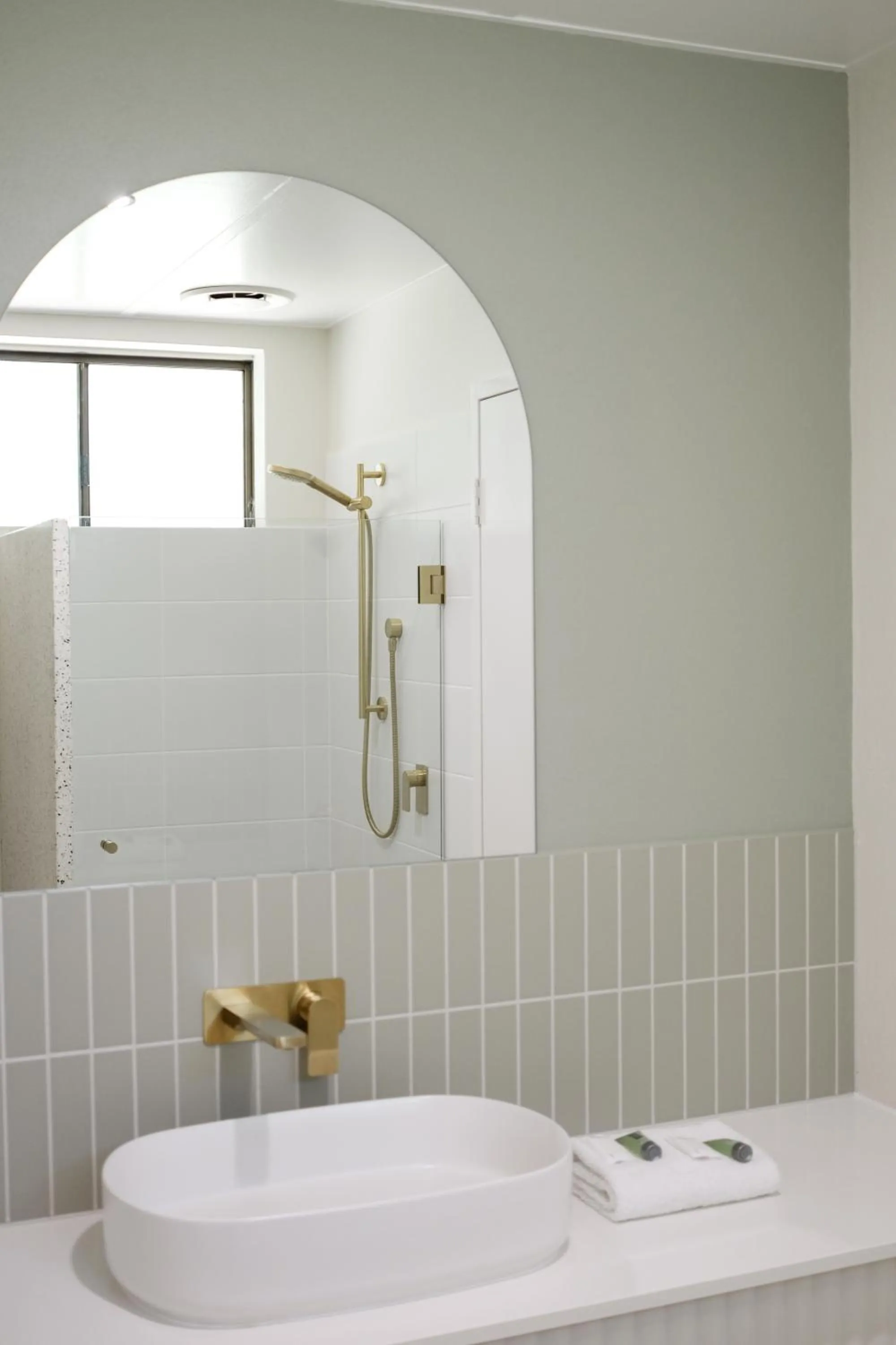 Shower in The Timothée Resort