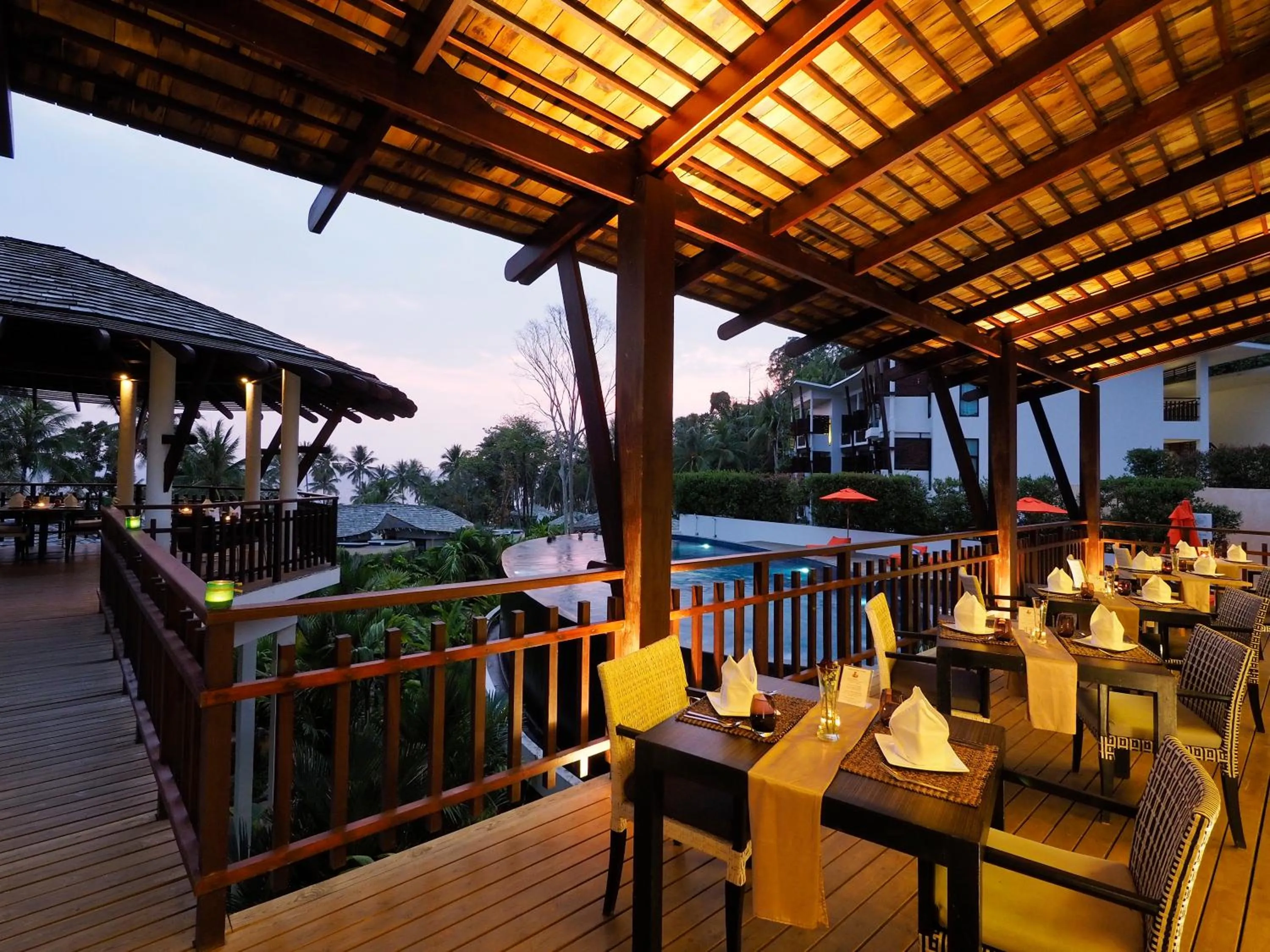 Restaurant/places to eat in Cham's House