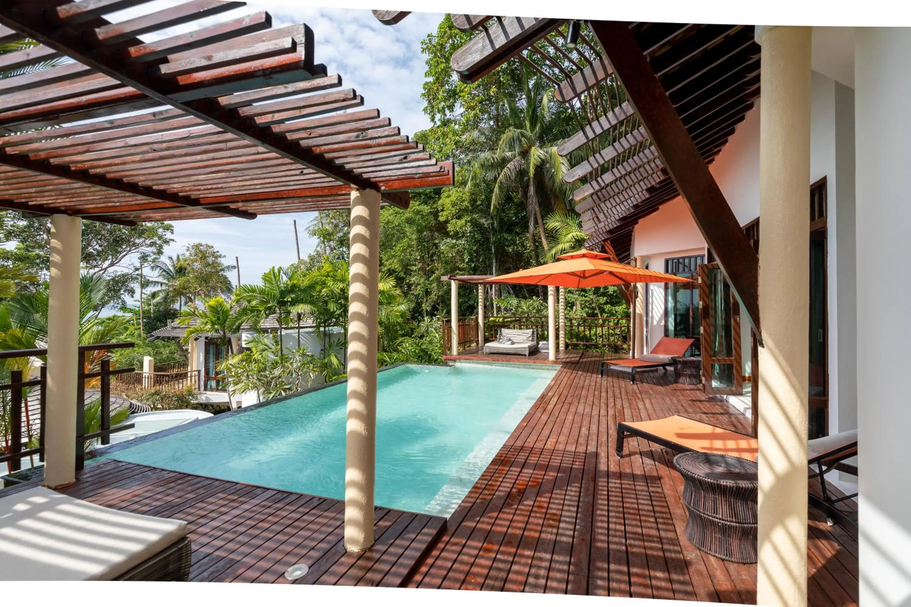 Pool view in Ajinta Resort