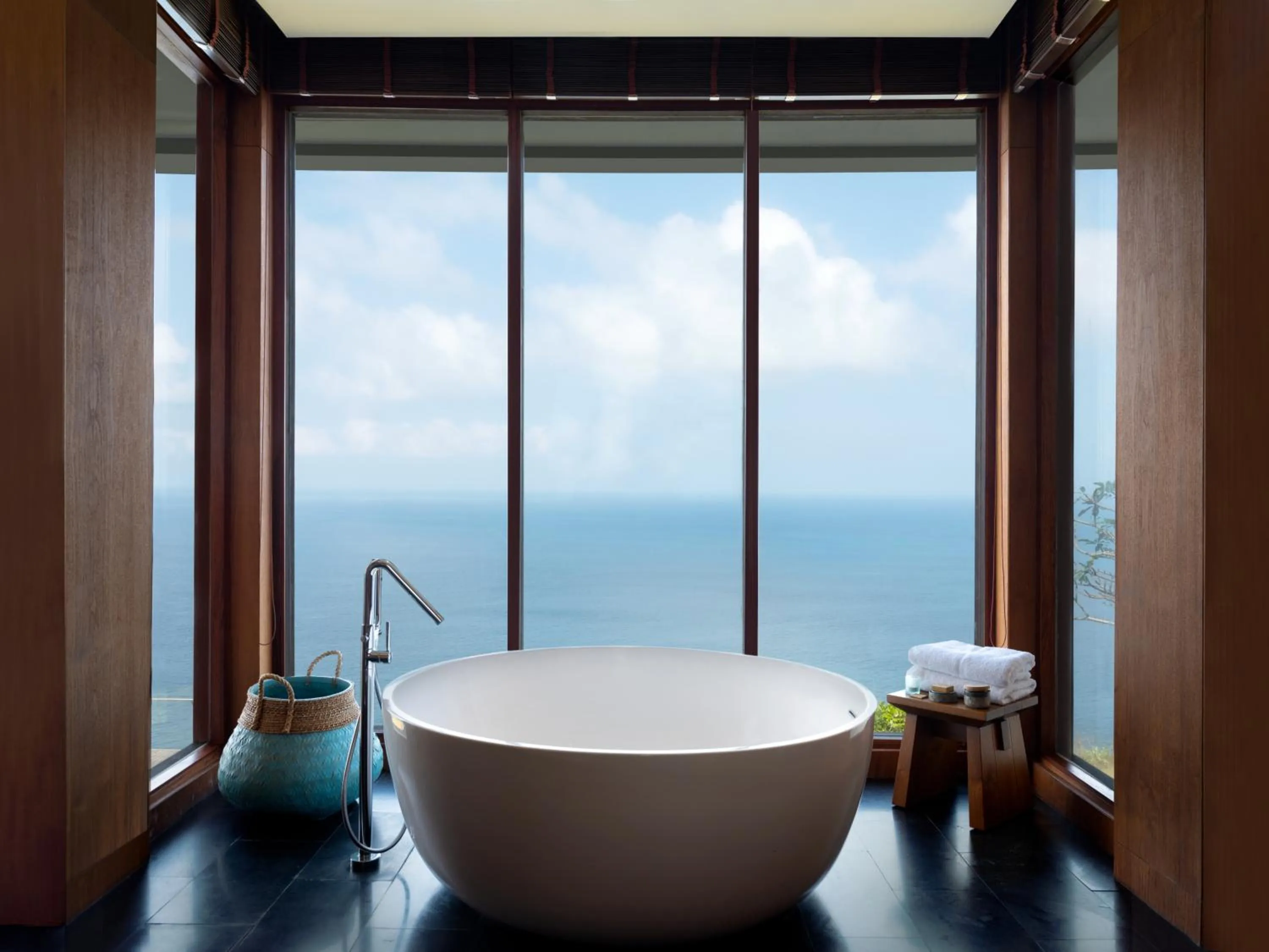 Bathroom in Six Senses Uluwatu