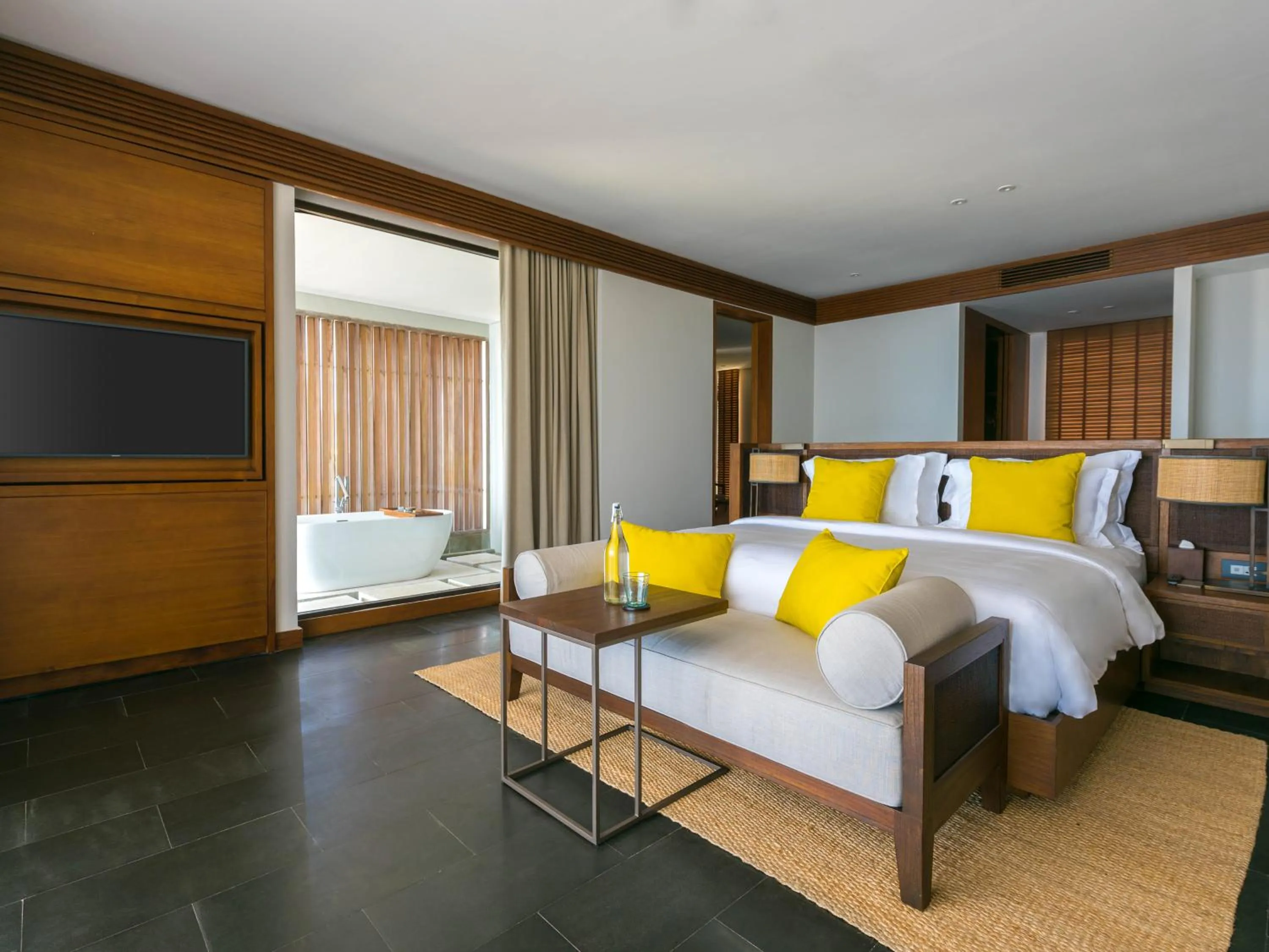 Bedroom, Bed in Six Senses Uluwatu