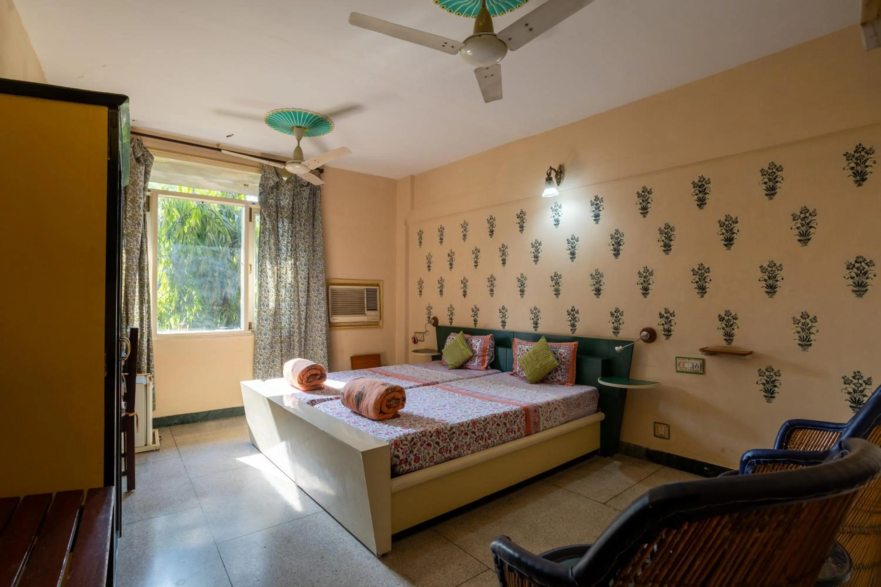 Bedroom, Bed in Jaipur Inn