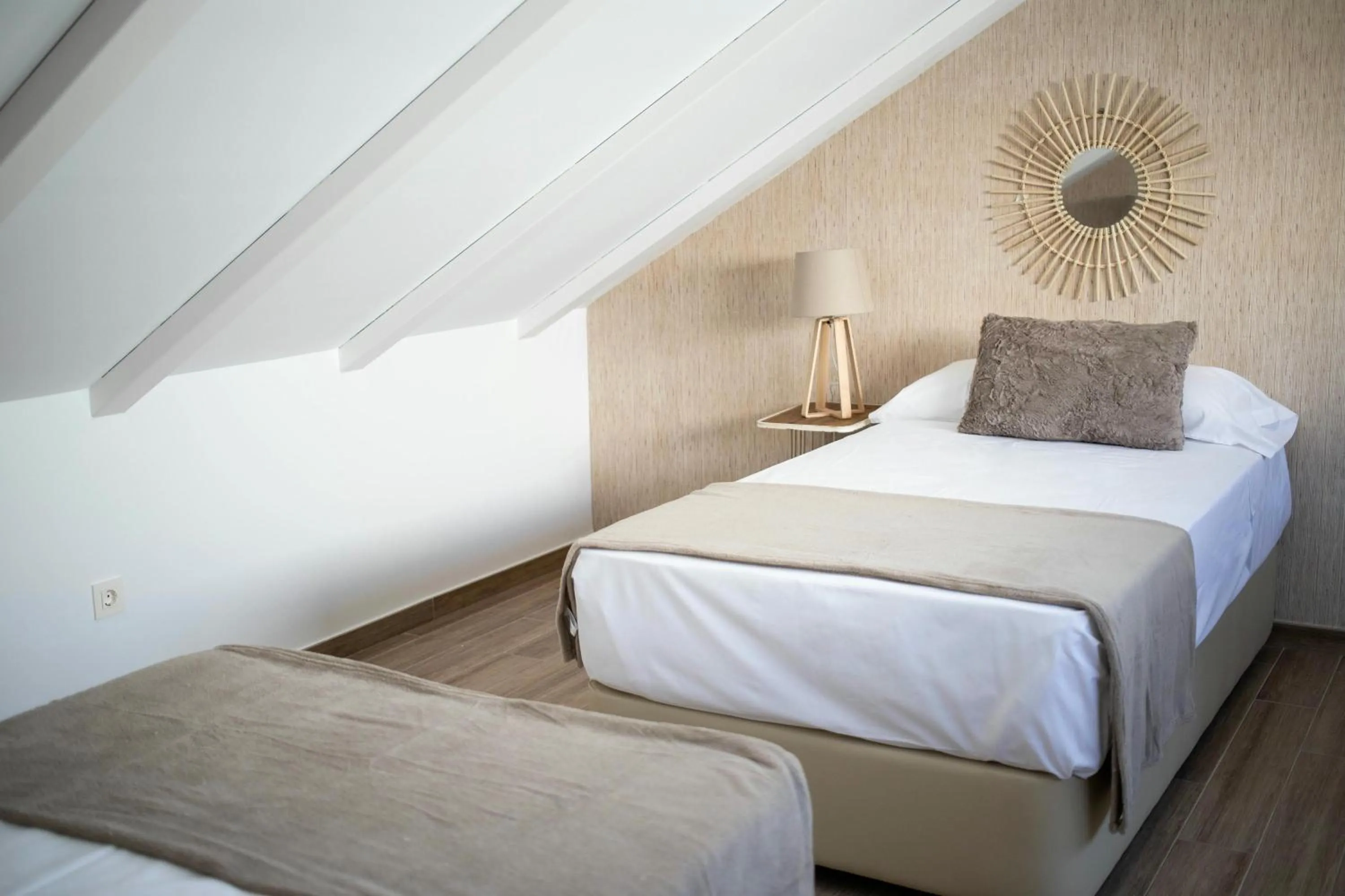 Bedroom, Bed in Feelathome Mártires Apartments