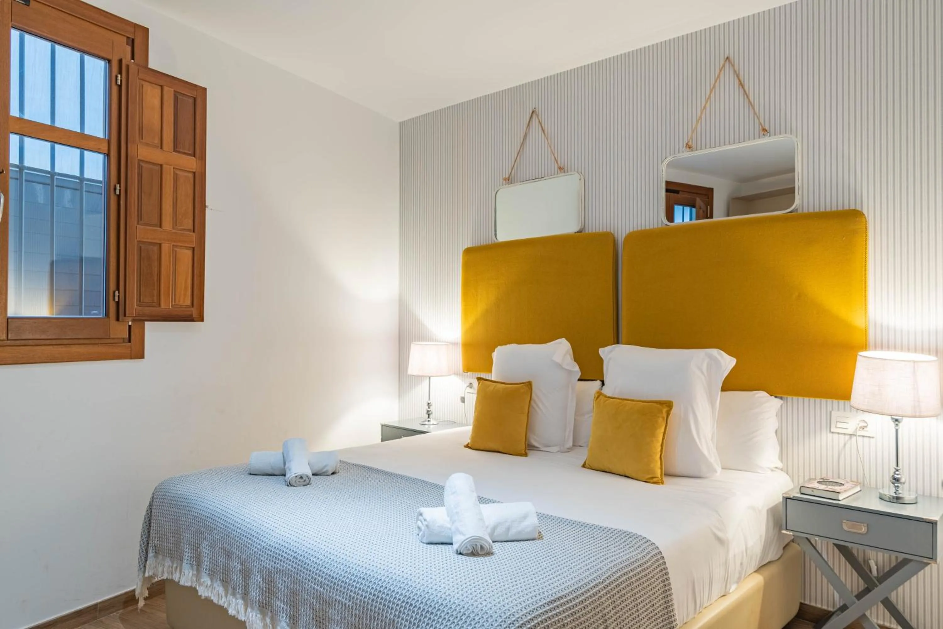 Bed in Feelathome Mártires Apartments