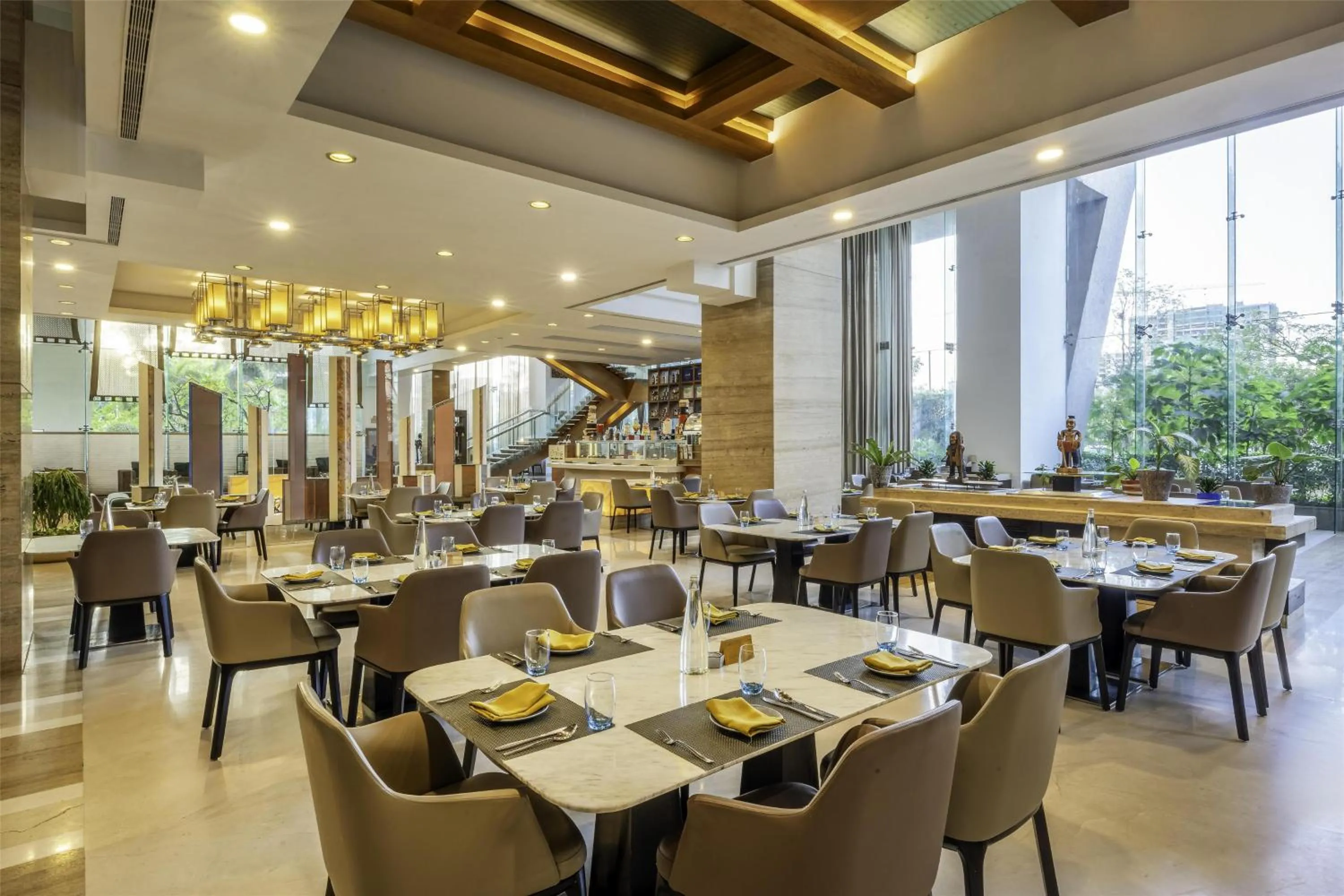 Restaurant/places to eat in Radisson Blu Hotel Pune Kharadi