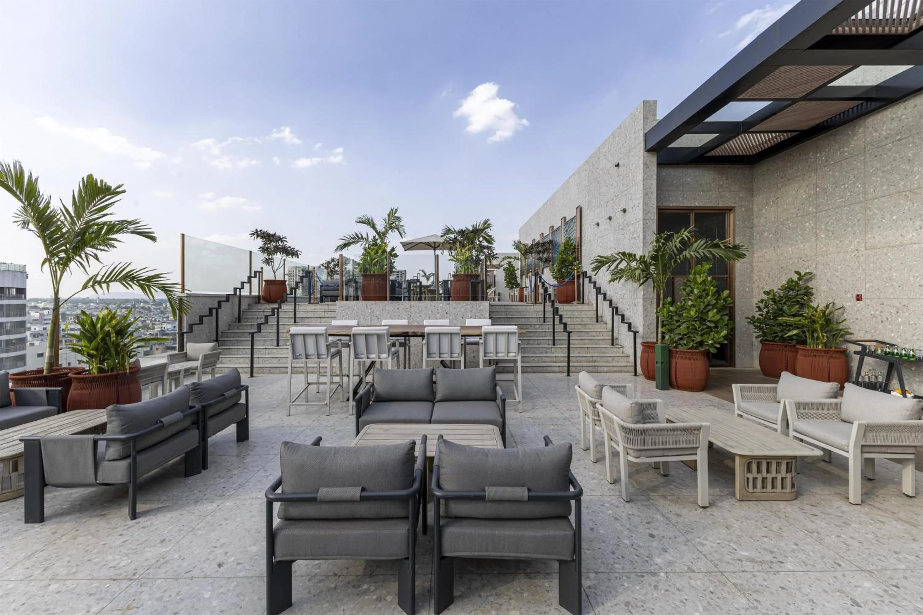 Restaurant/places to eat in Radisson Blu Hotel Pune Kharadi