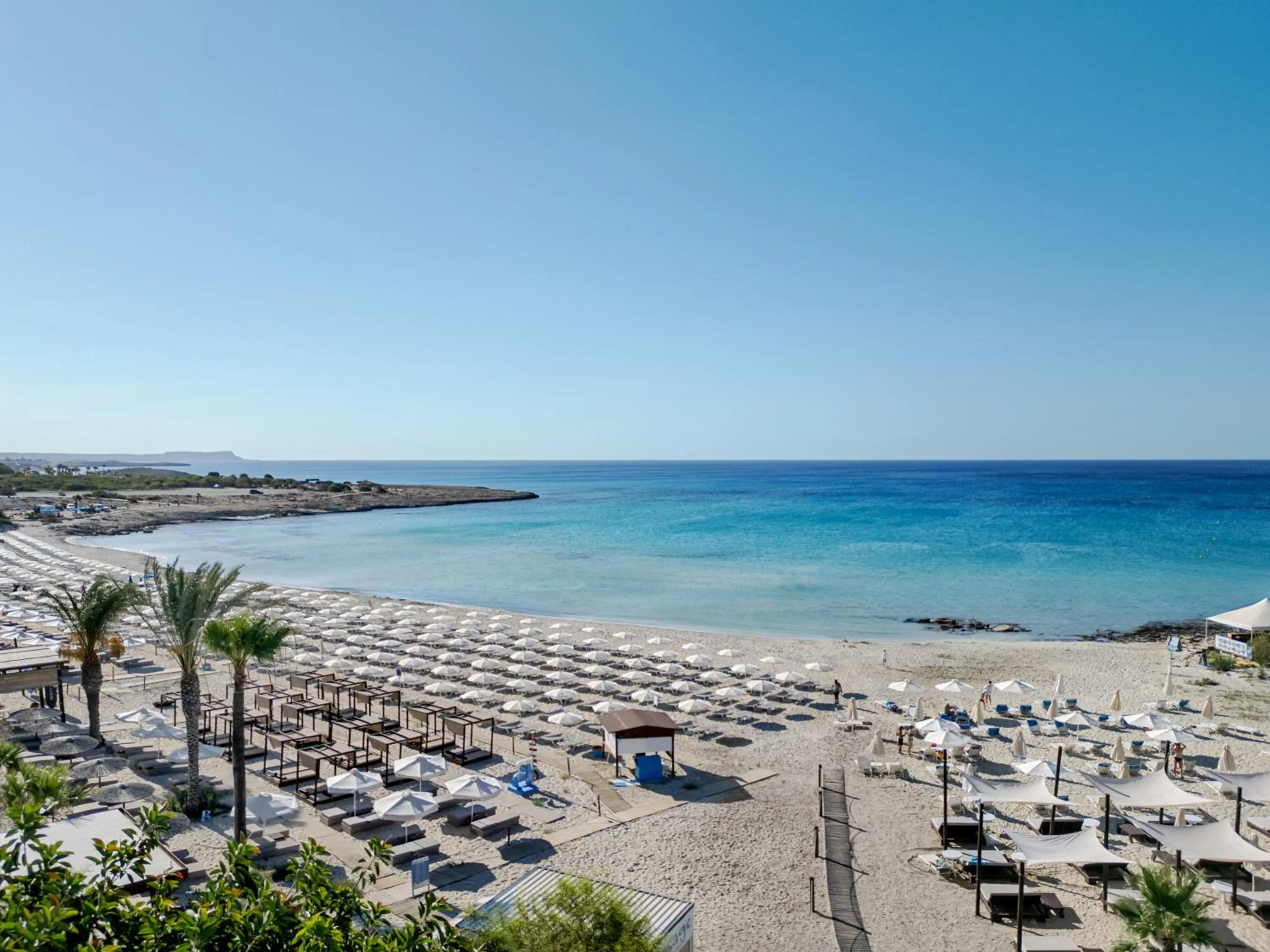 Beach in So White Beach Resort