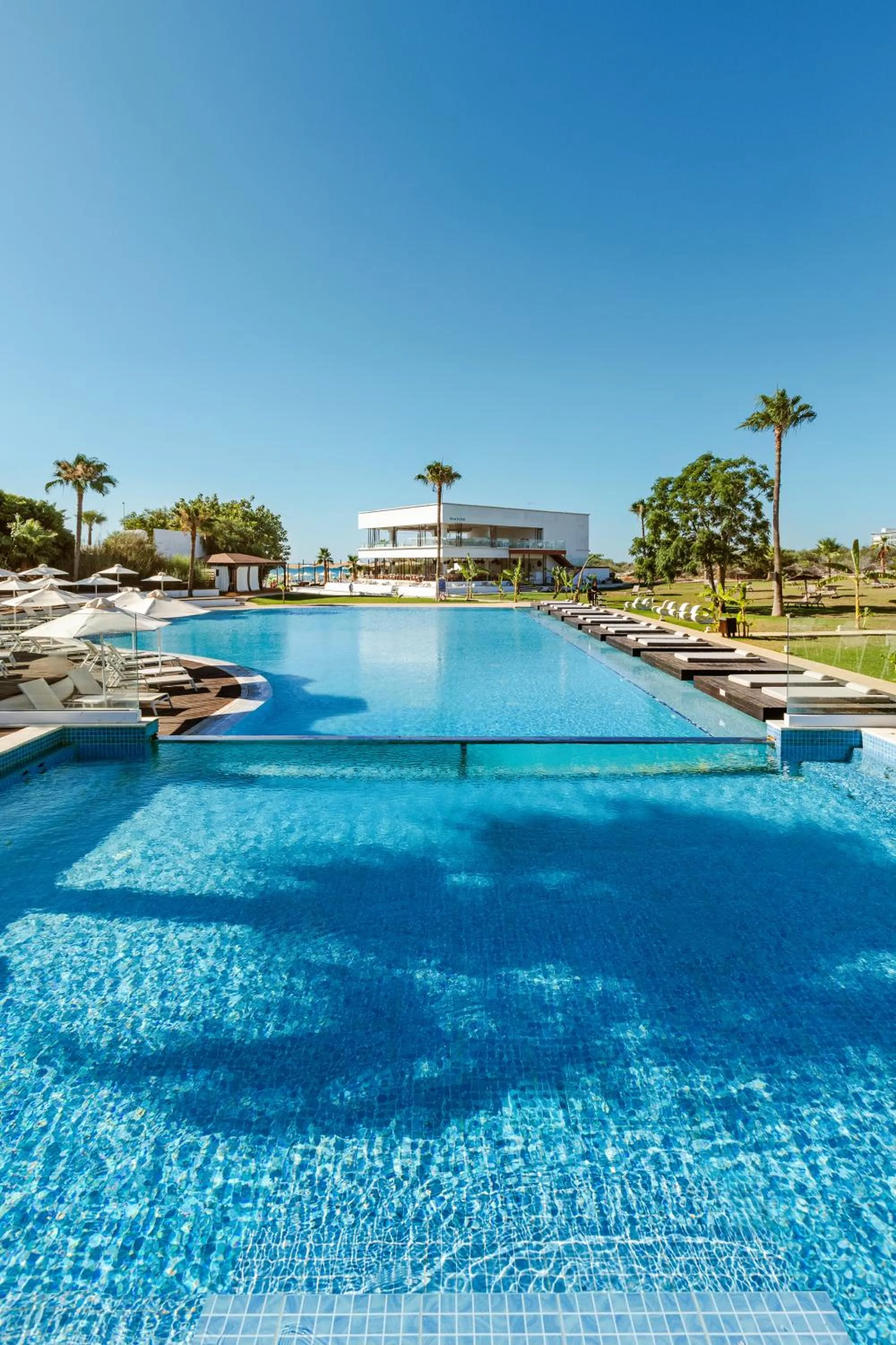 Swimming pool in So White Beach Resort