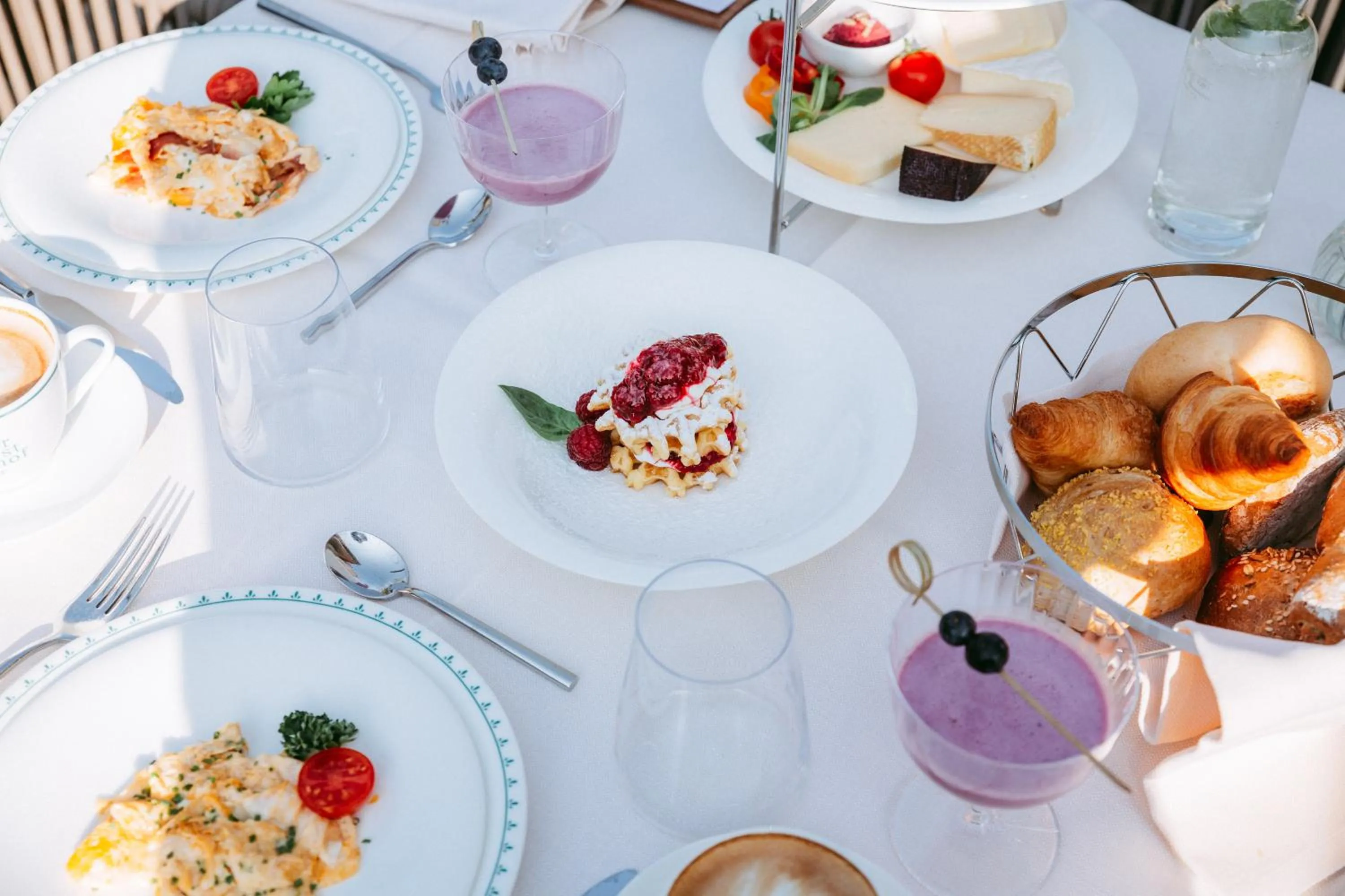 Breakfast in Garni-Hotel Der Forsterhof