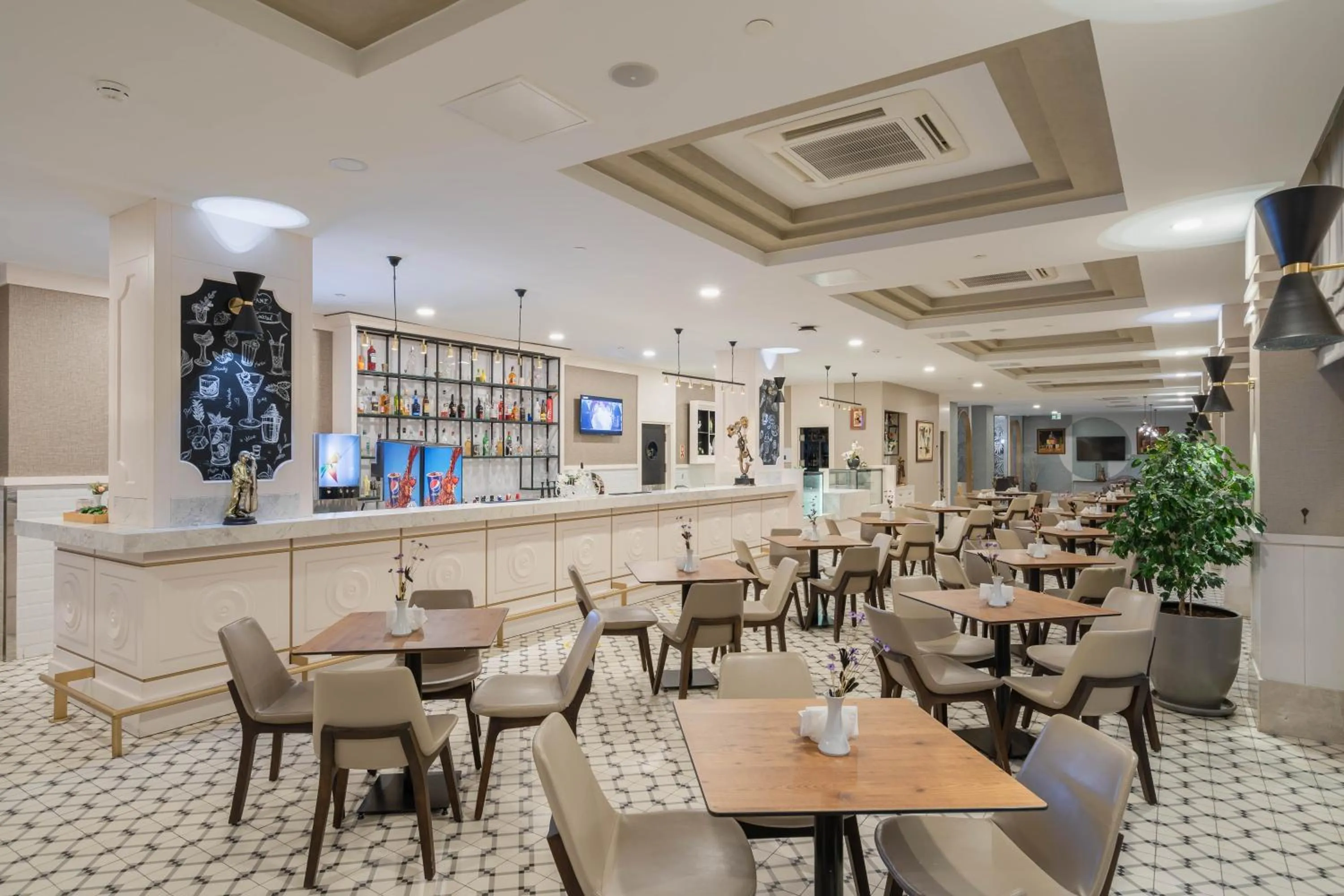 Lounge or bar in Fame Residence Kemer & Spa