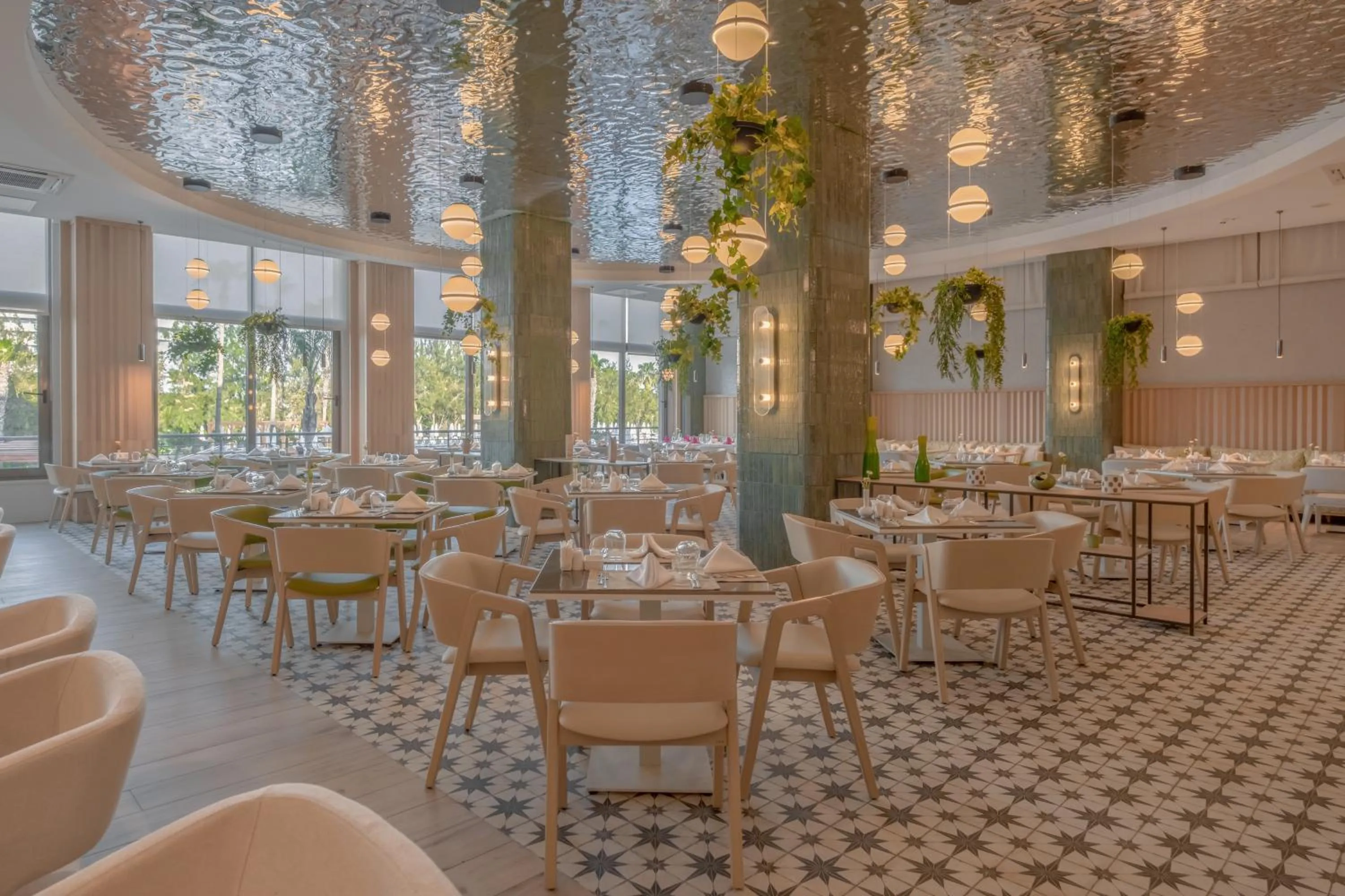 Restaurant/places to eat in Fame Residence Lara & Spa