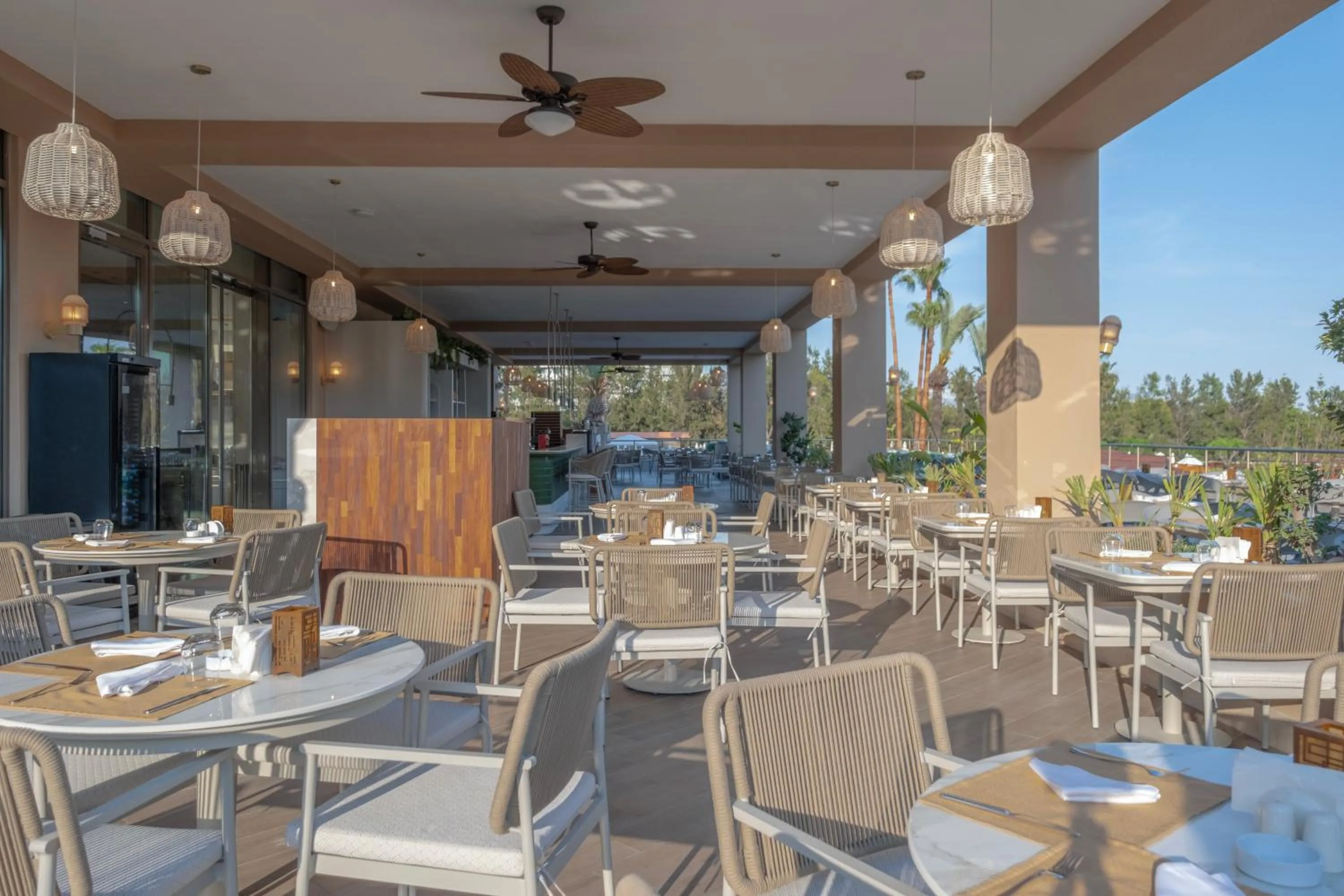 Restaurant/places to eat in Fame Residence Lara & Spa