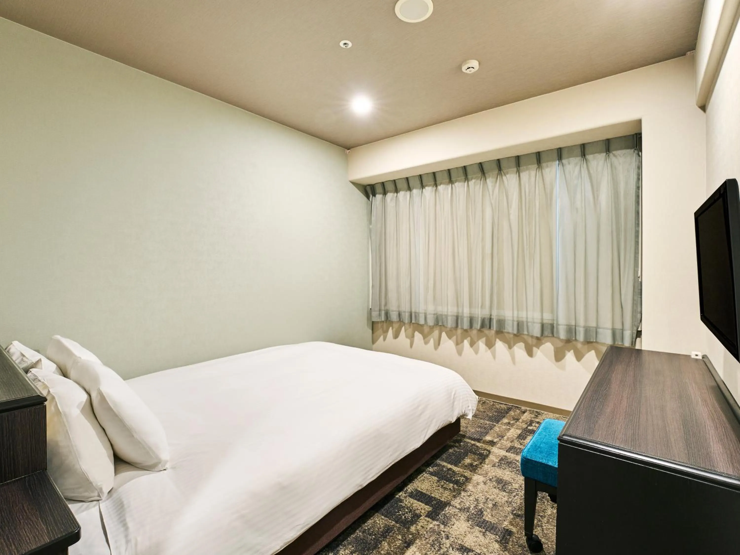 Photo of the whole room, Bed in Hotel Elcient Kyoto Hachijoguchi