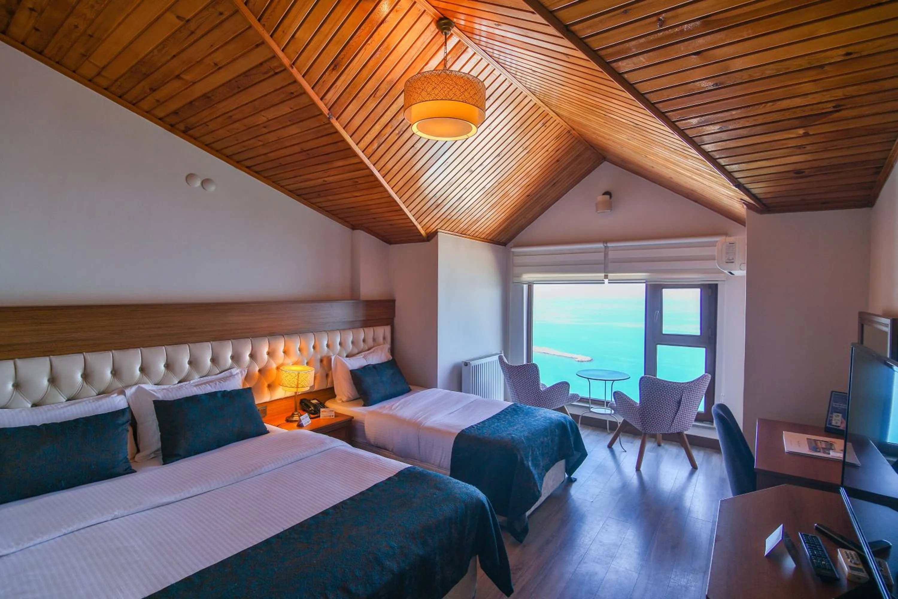 Photo of the whole room in Amasra Diamond Hotel