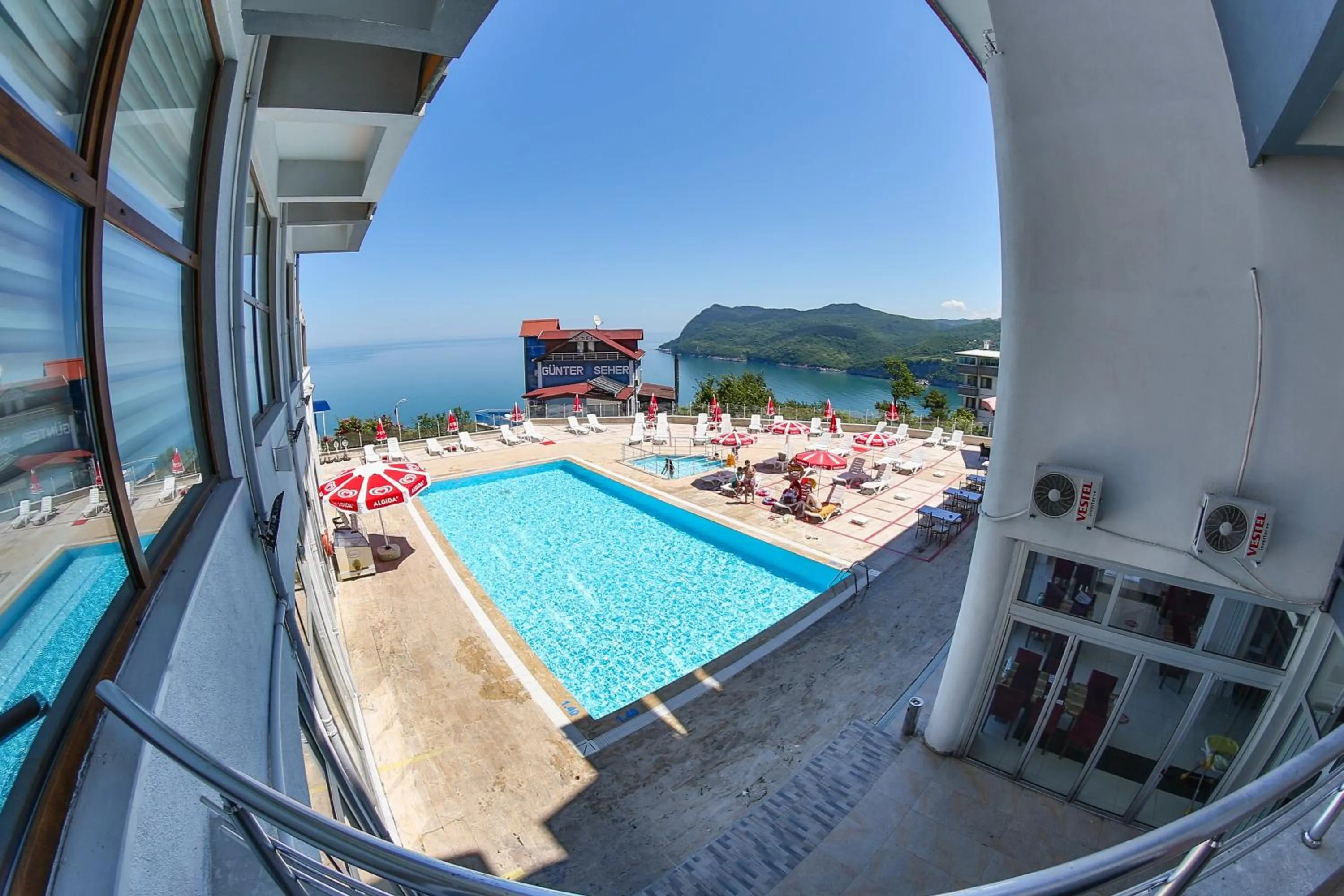 Swimming pool in Amasra Diamond Hotel