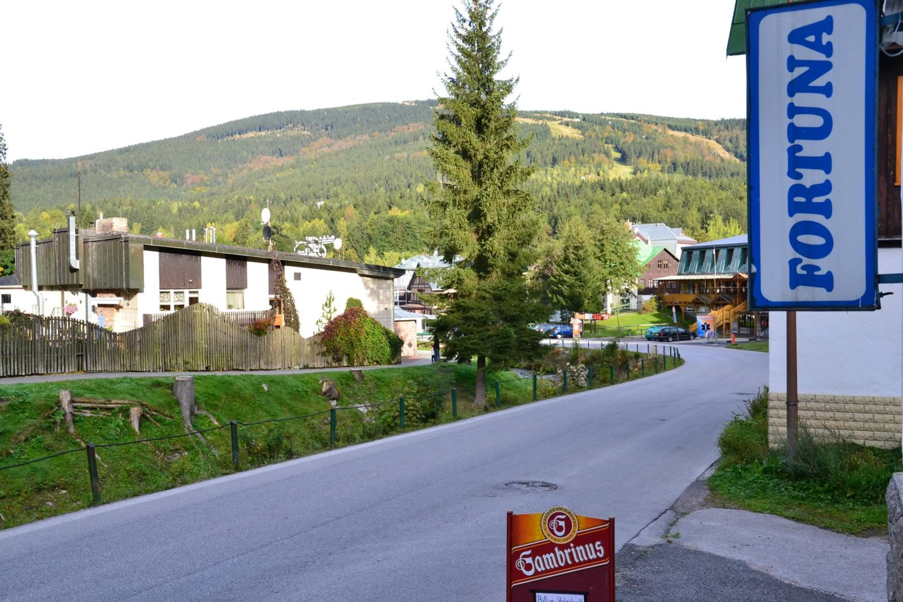 Area and facilities in Hostel Fortuna