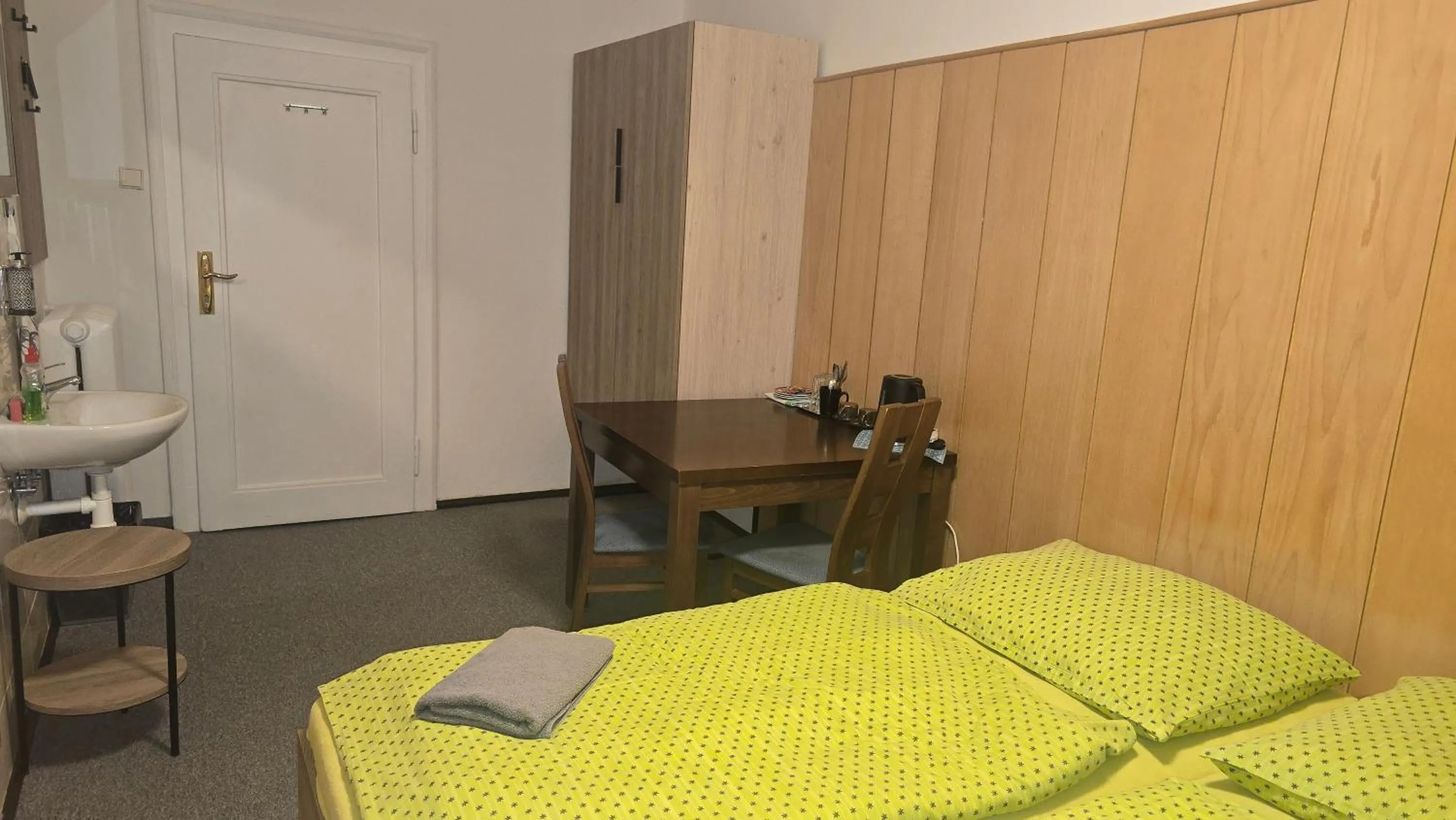 Bedroom, Bed in Hostel Fortuna