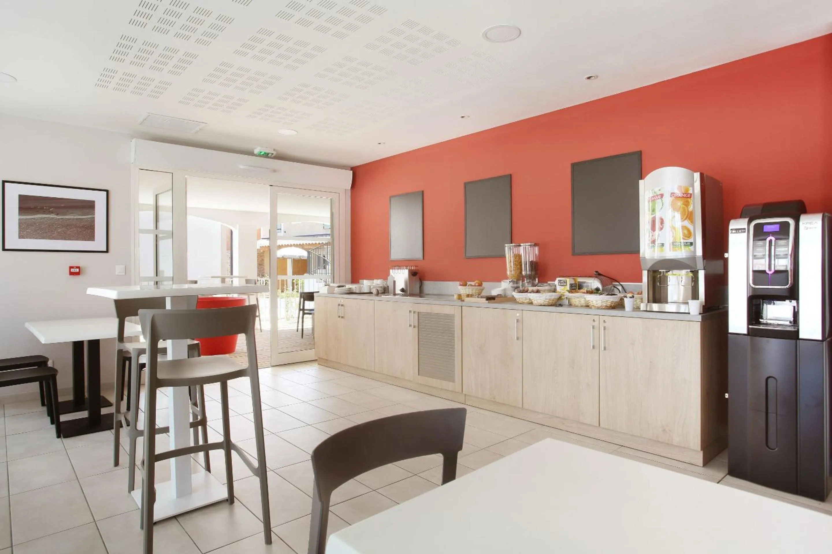 Buffet breakfast in Résidence Odalys Fleur de Sel