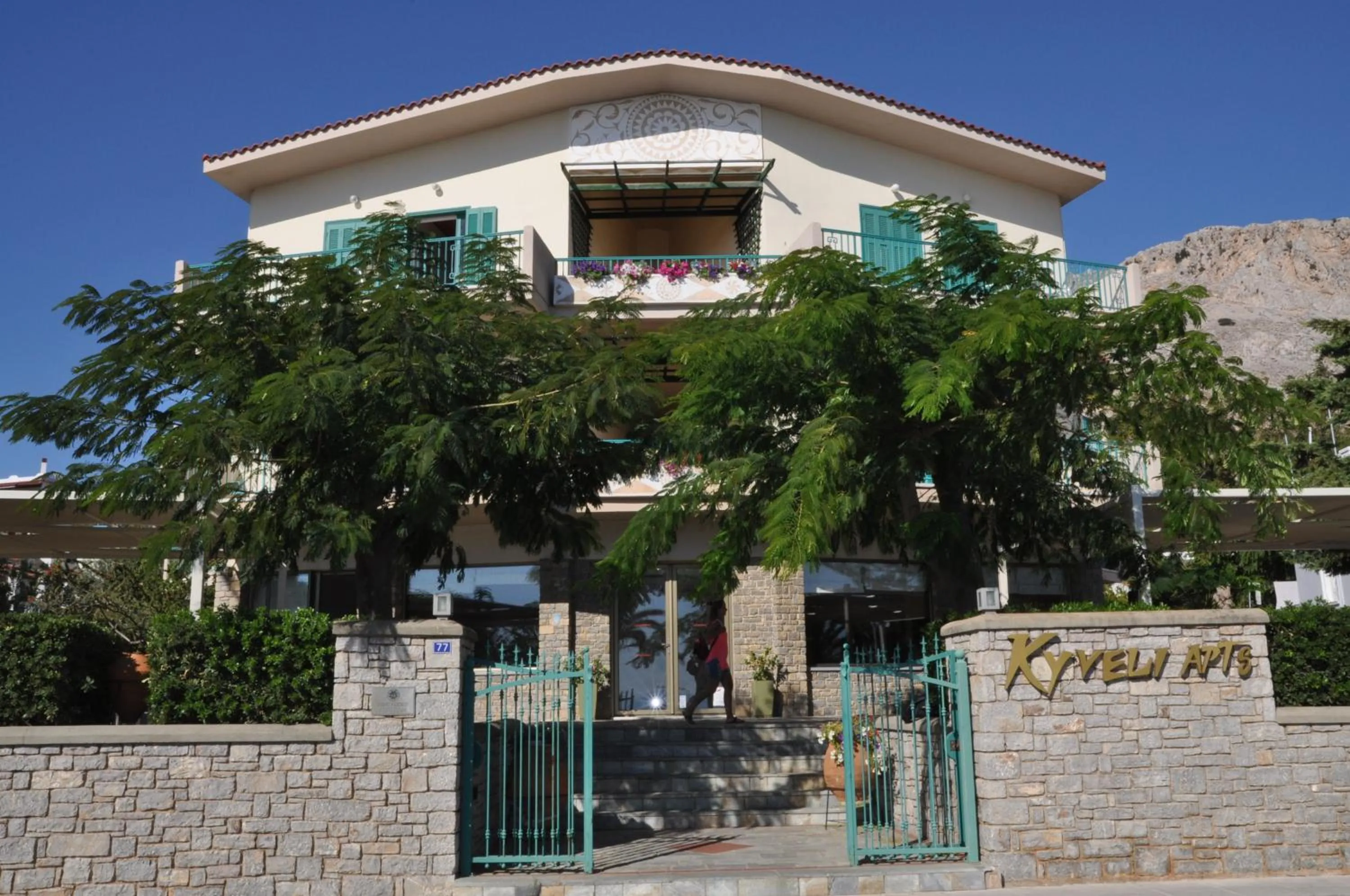 Facade/entrance in Kyveli Hotel Apartments