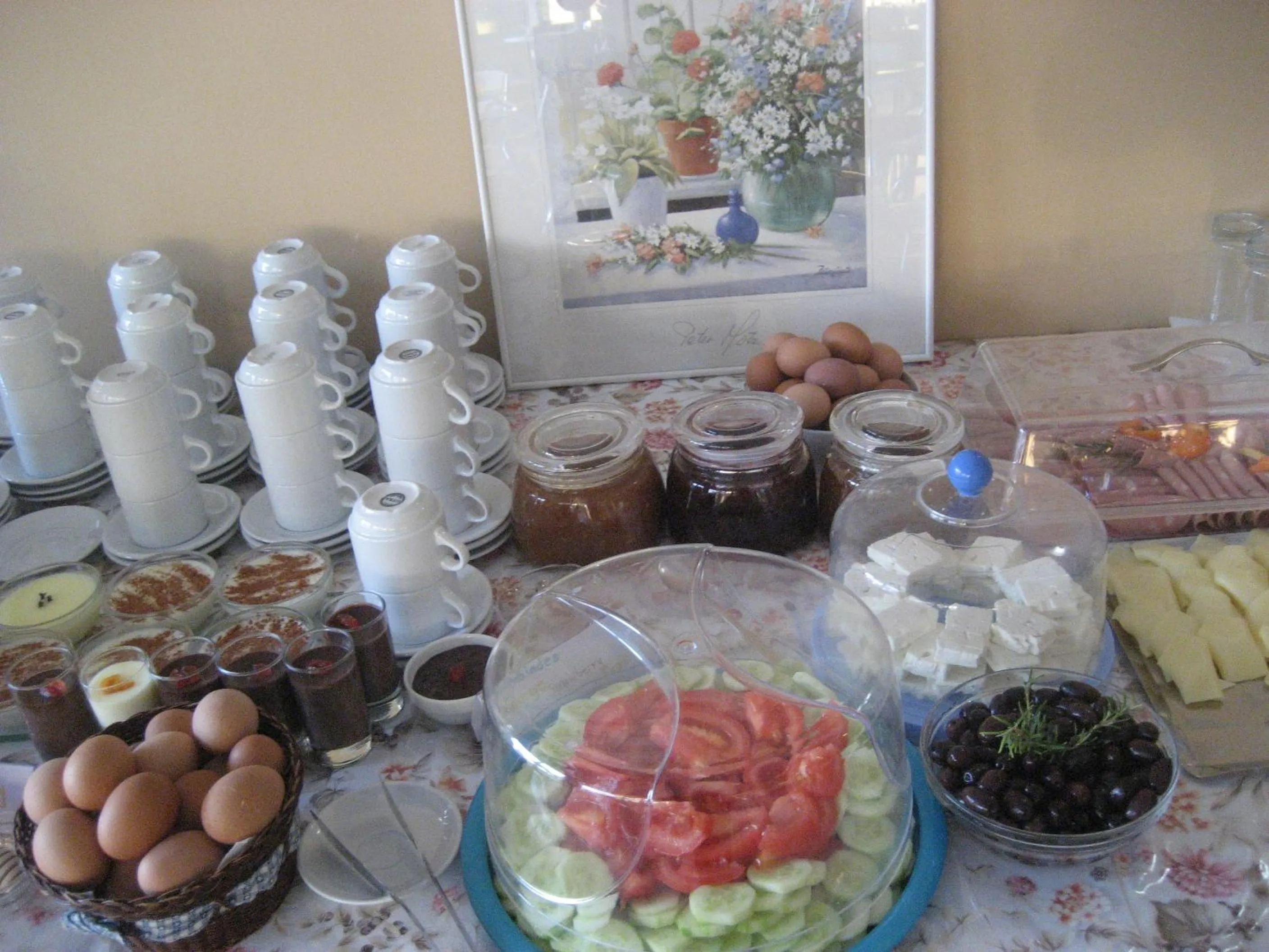 English/Irish breakfast in Kyveli Hotel Apartments