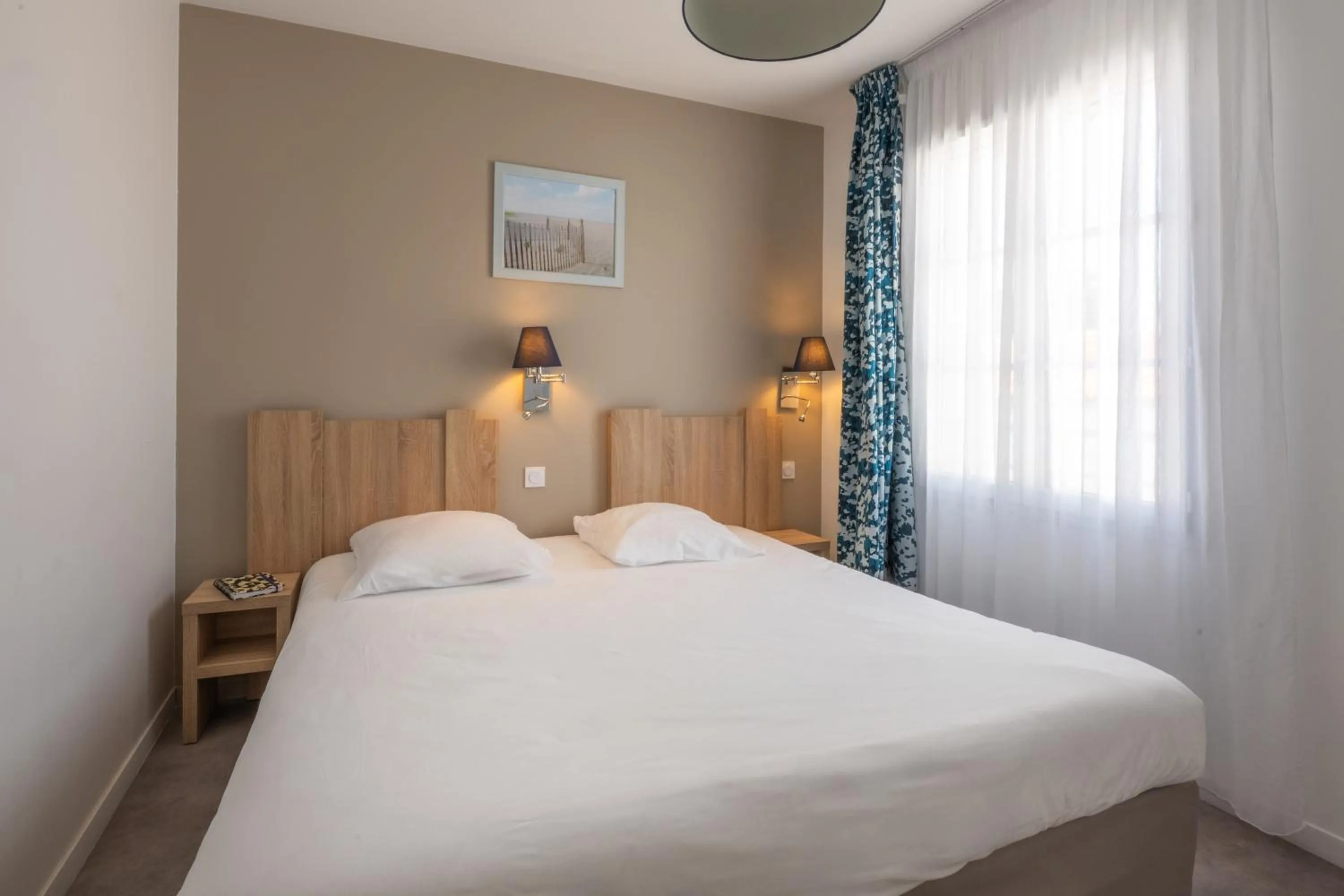 Bedroom, Bed in Résidence Odalys Rêve d'île