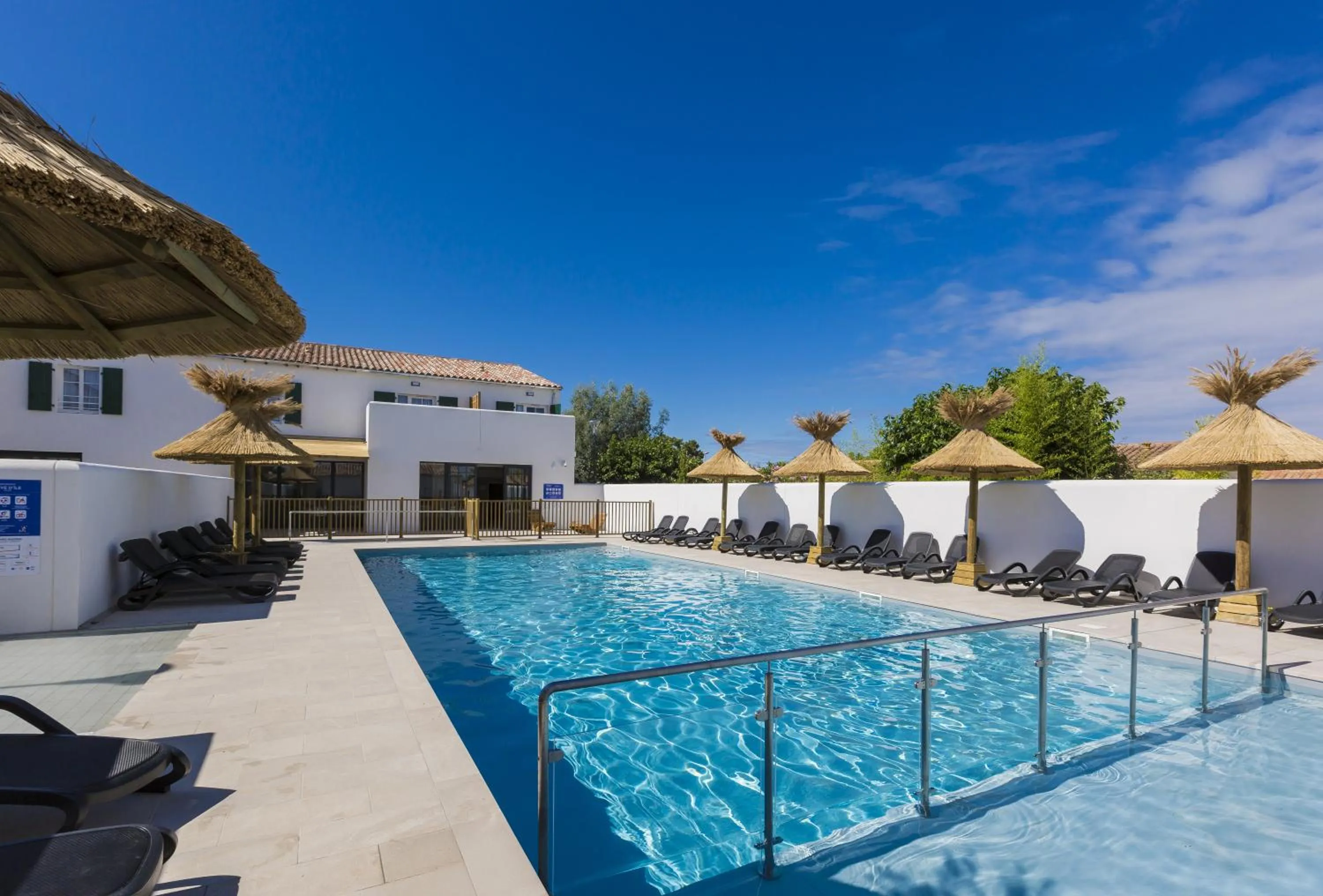 Swimming pool in Résidence Odalys Rêve d'île