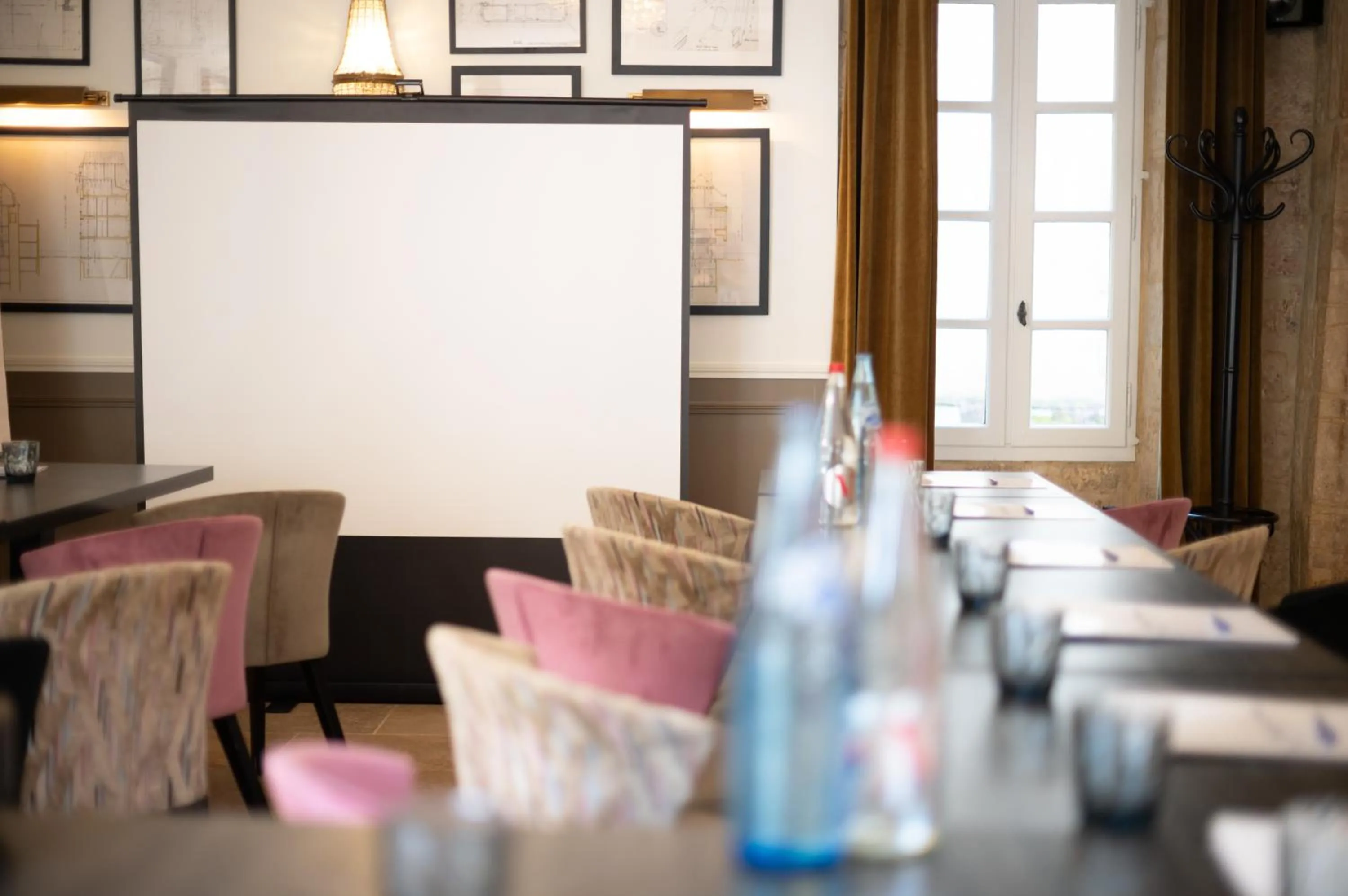 Meeting/conference room in Hôtel La Couleuvrine Sarlat Centre Ville