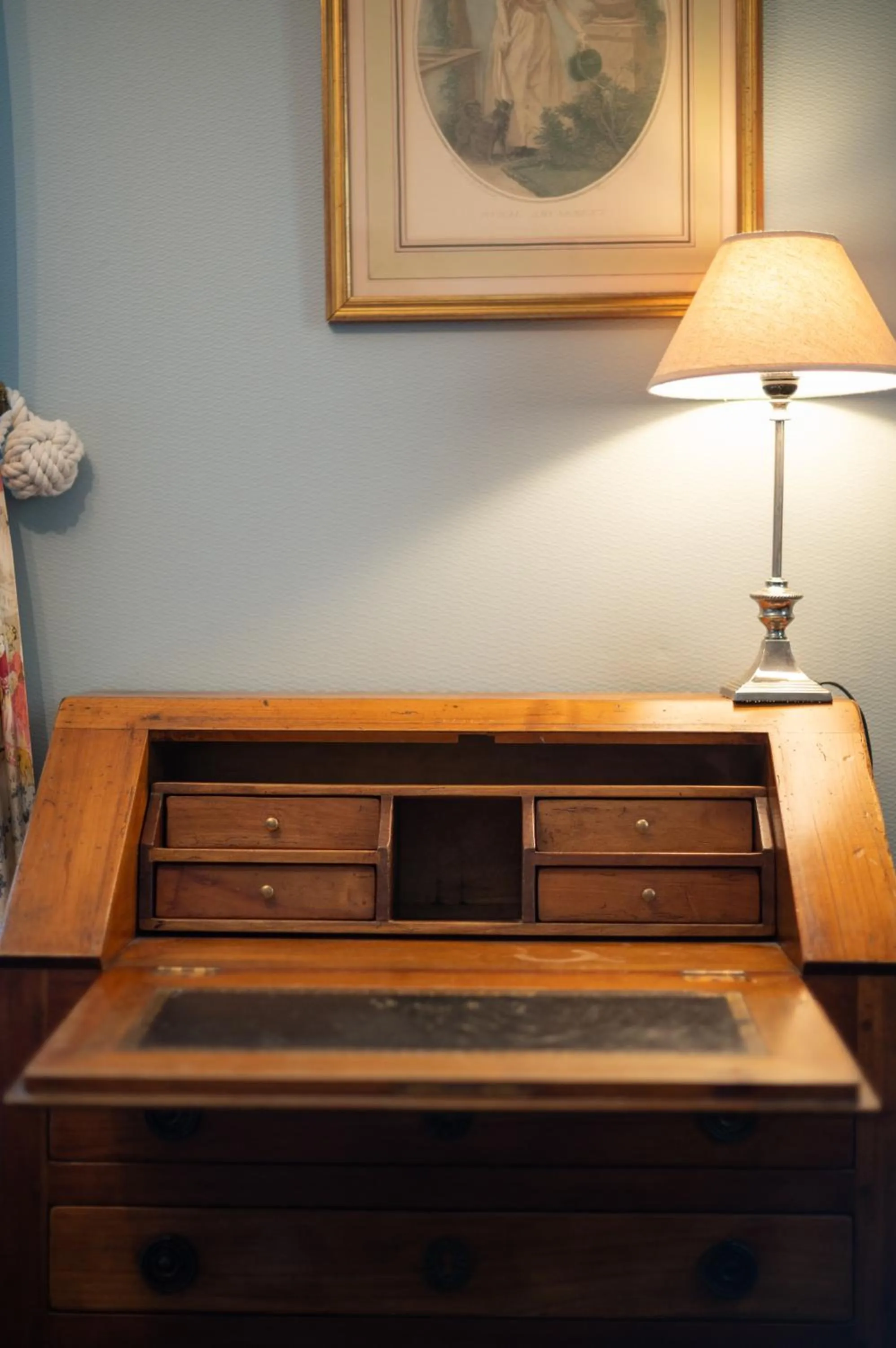 Decorative detail in Hôtel La Couleuvrine Sarlat Centre Ville