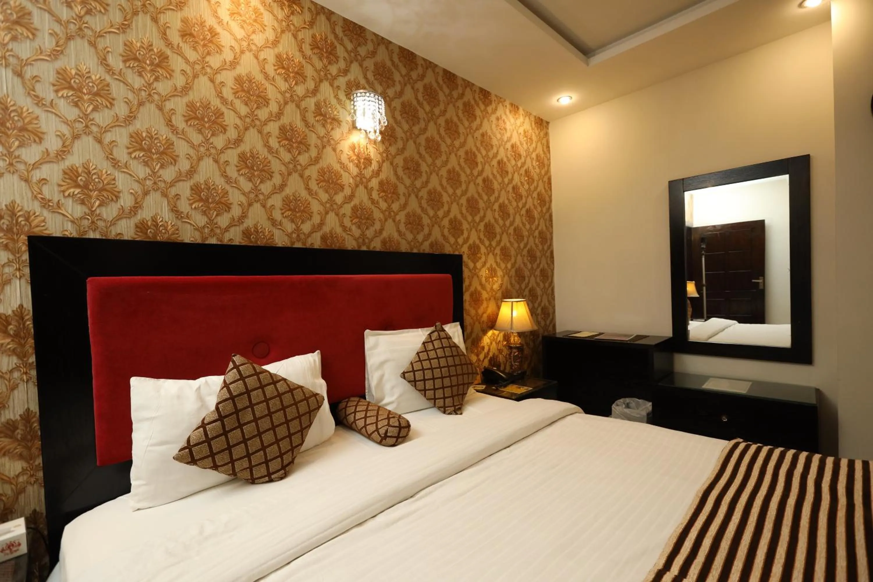 Bed in Safari Club 4