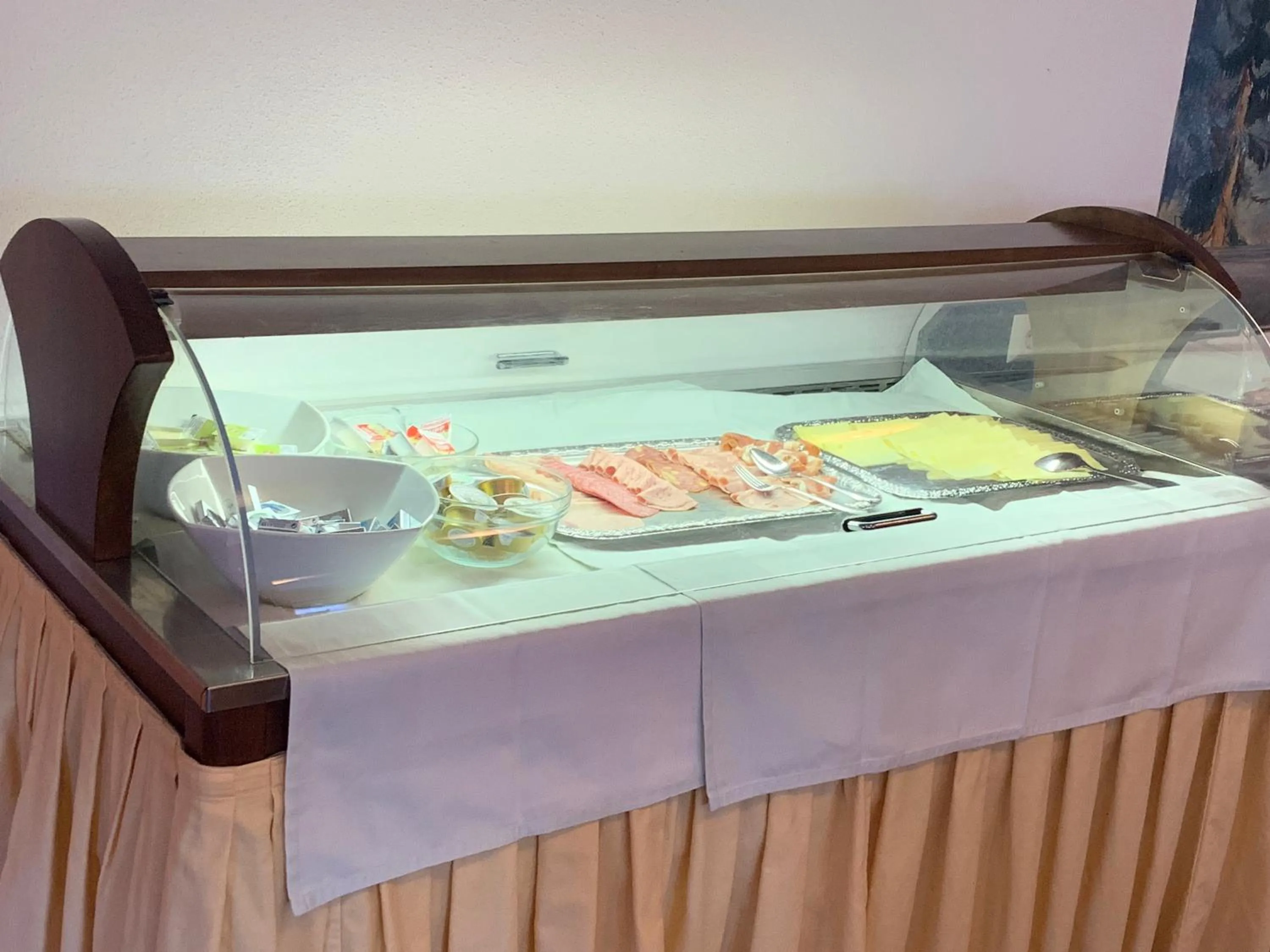 Breakfast in Hotel Schneeberger