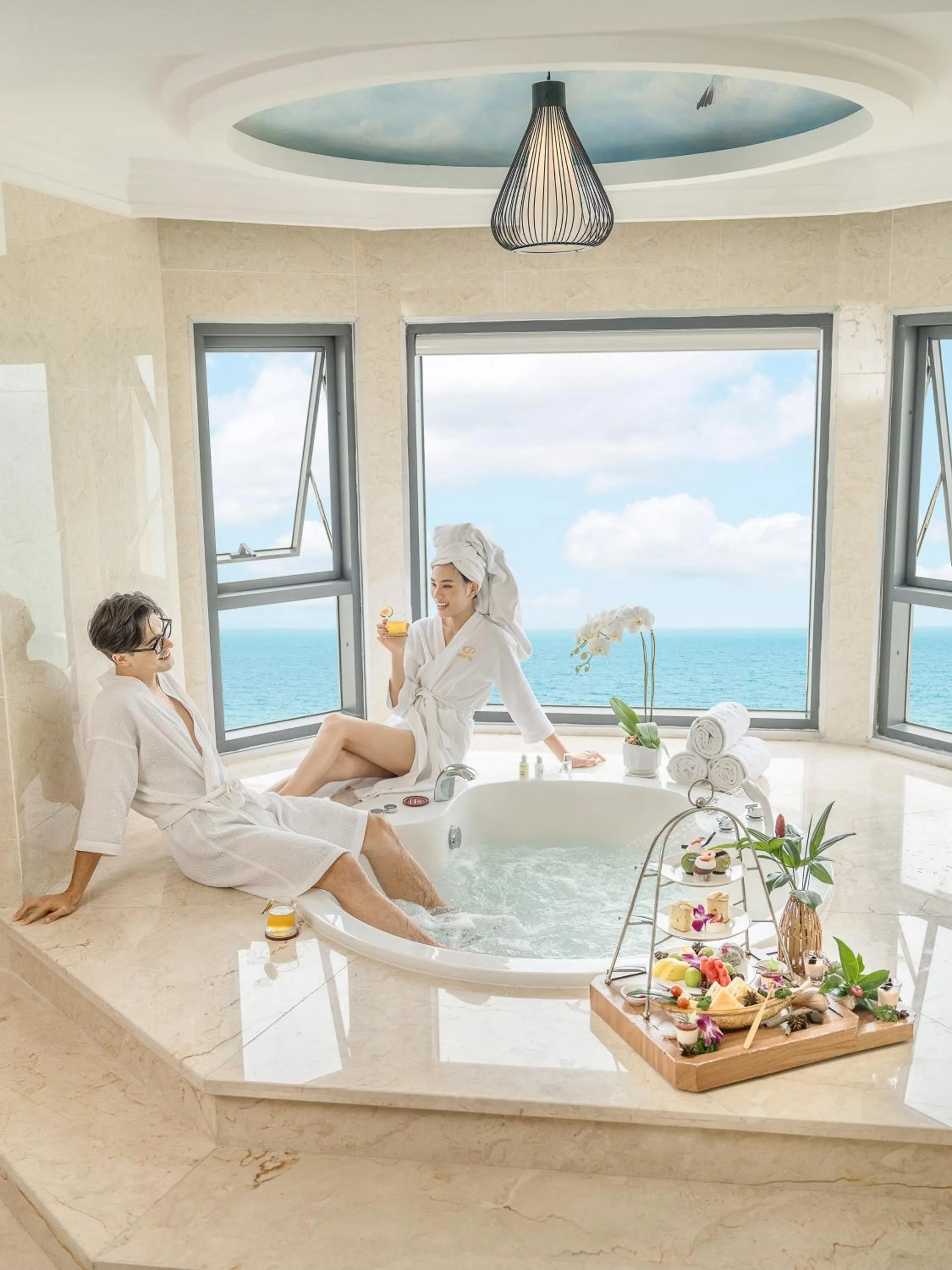 Food and drinks in DLG Hotel Danang