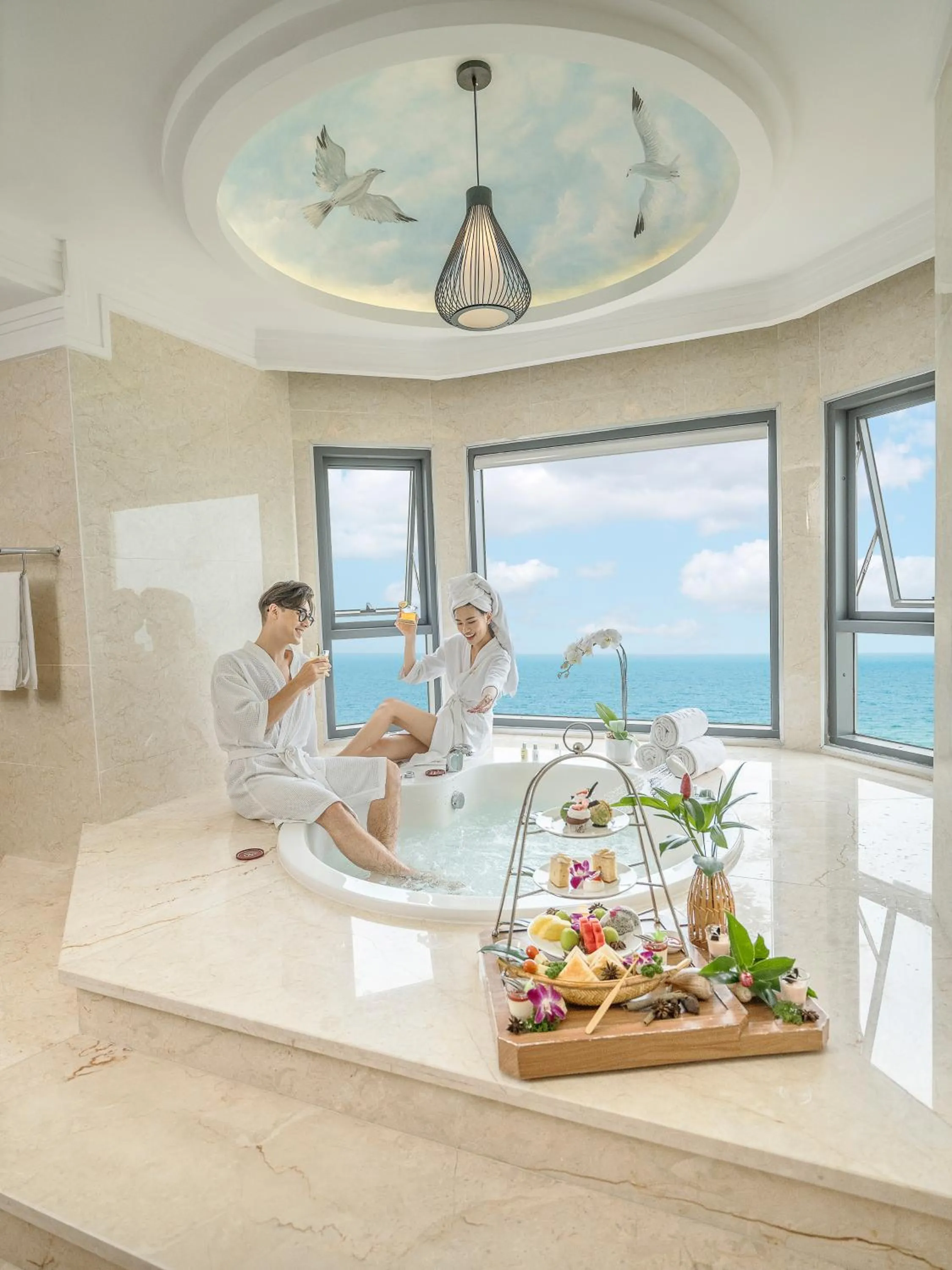 Food and drinks in DLG Hotel Danang